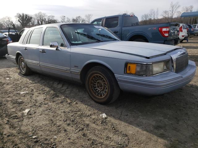 Photo 3 VIN: 1LNLM83W8PY743013 - LINCOLN TOWNCAR 