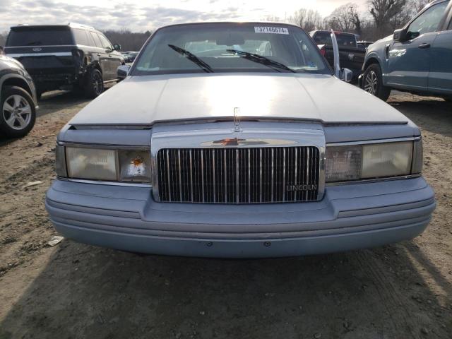 Photo 4 VIN: 1LNLM83W8PY743013 - LINCOLN TOWNCAR 