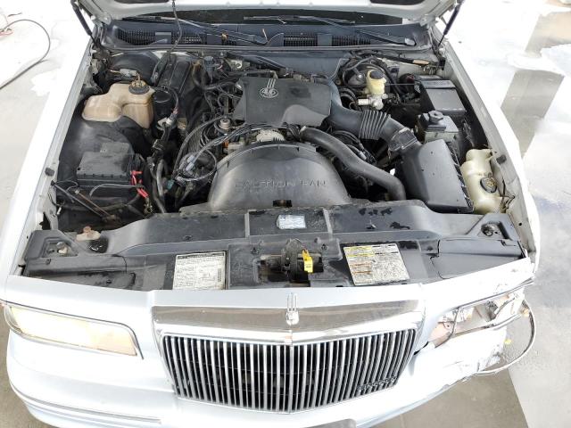 Photo 10 VIN: 1LNLM83W9TY672494 - LINCOLN TOWN CAR C 