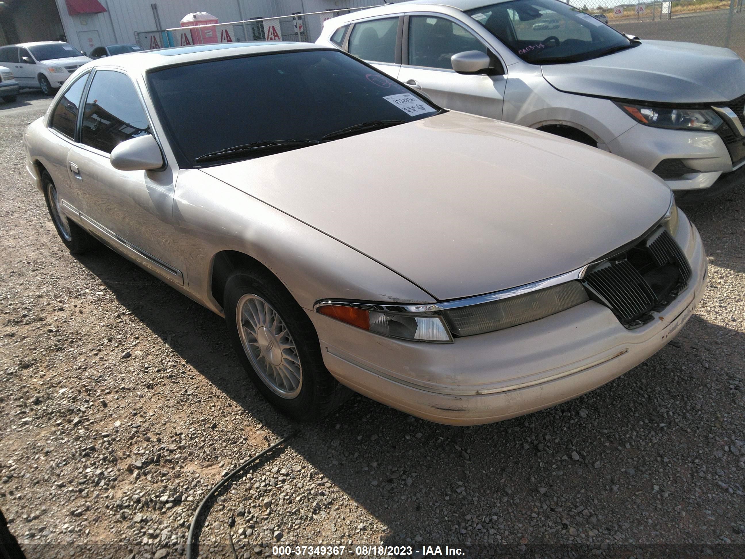 Photo 0 VIN: 1LNLM91V0SY633081 - LINCOLN MARK VIII 