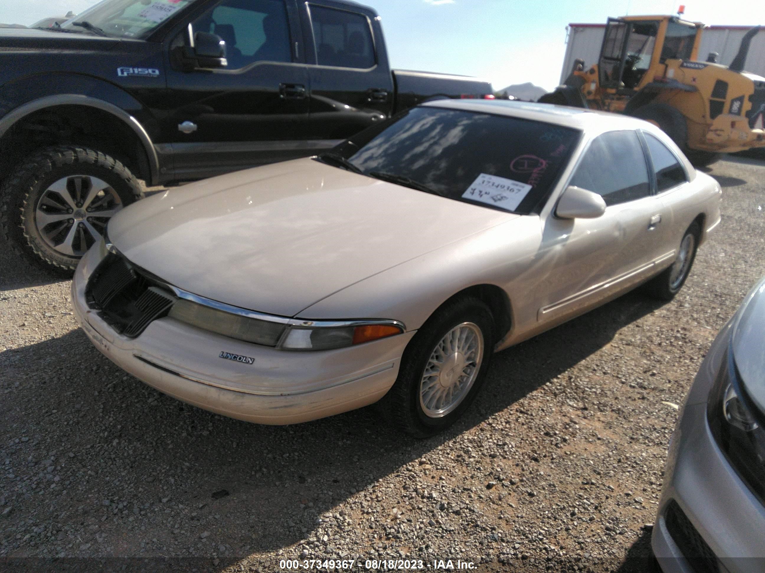 Photo 1 VIN: 1LNLM91V0SY633081 - LINCOLN MARK VIII 