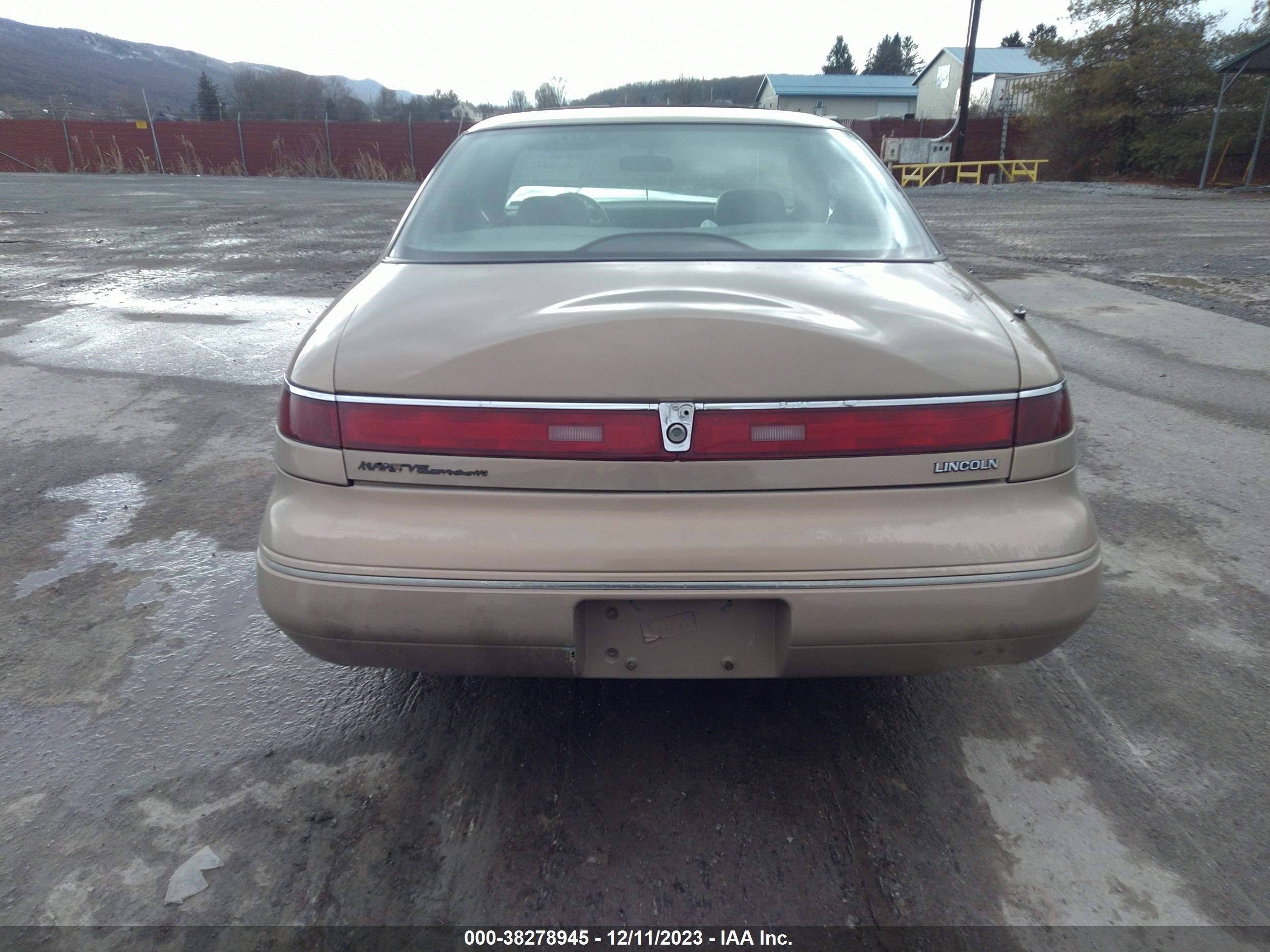 Photo 15 VIN: 1LNLM91VXTY731634 - LINCOLN MARK VIII 