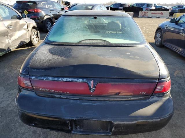 Photo 5 VIN: 1LNLM92V9VY692889 - LINCOLN MARK VIII 