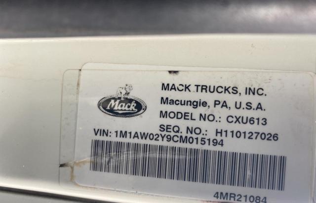 Photo 9 VIN: 1M1AW02Y9CM015194 - MACK 600 CXU600 