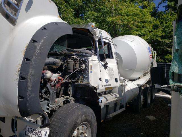 Photo 8 VIN: 1M2AX04C9FM023858 - MACK 700 GU700 