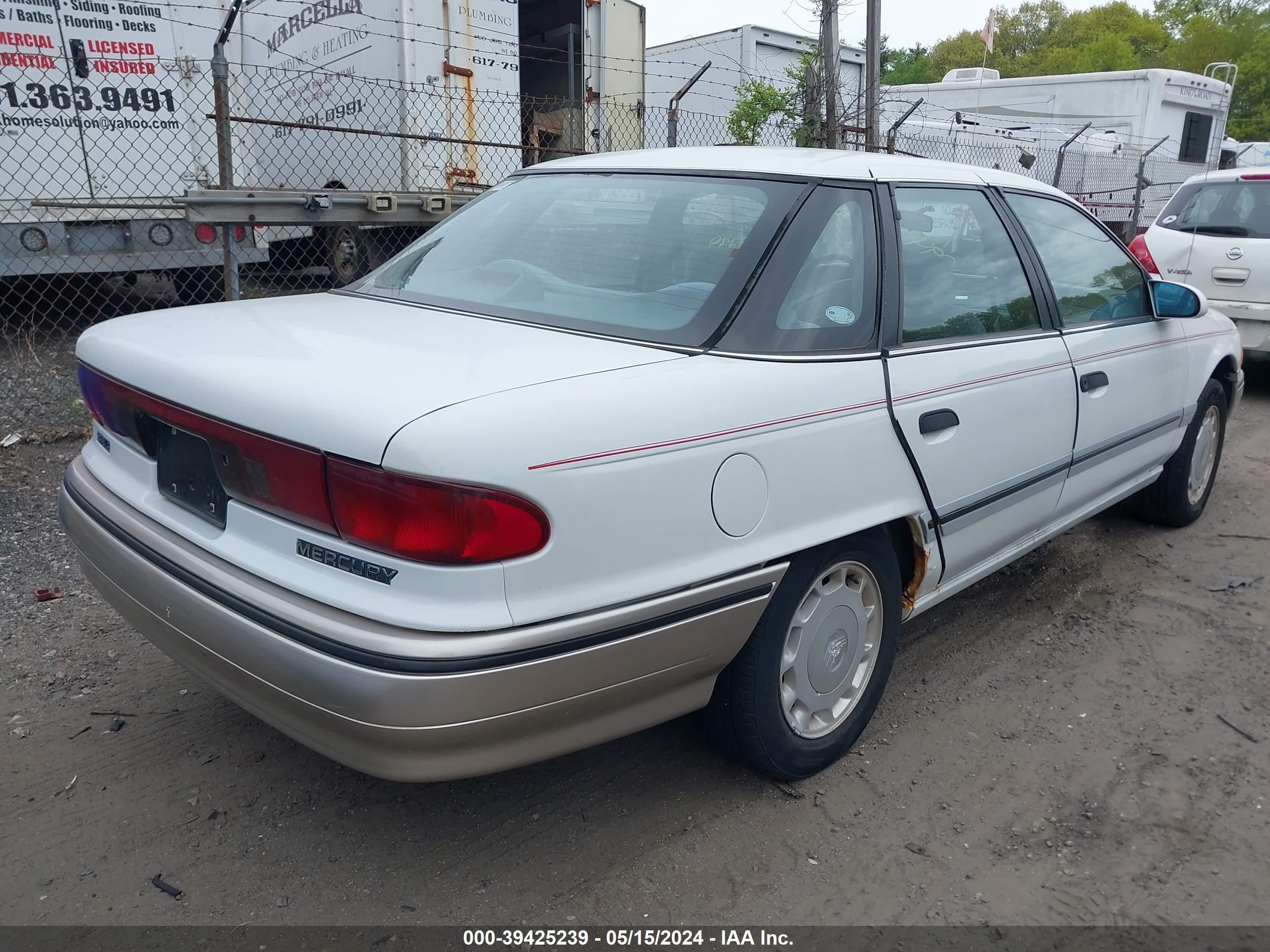 Photo 3 VIN: 1MECM50U5NA640061 - MERCURY SABLE 