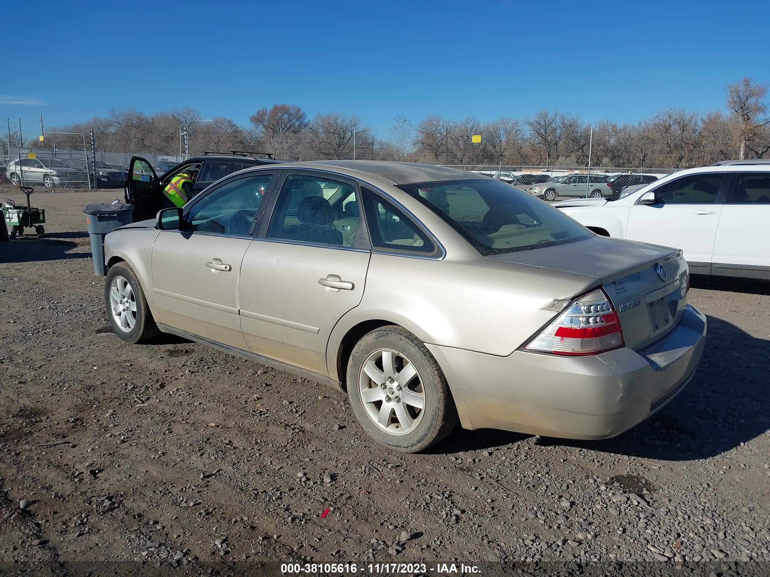 Photo 2 VIN: 1MEFM40126G606557 - MERCURY MONTEGO 