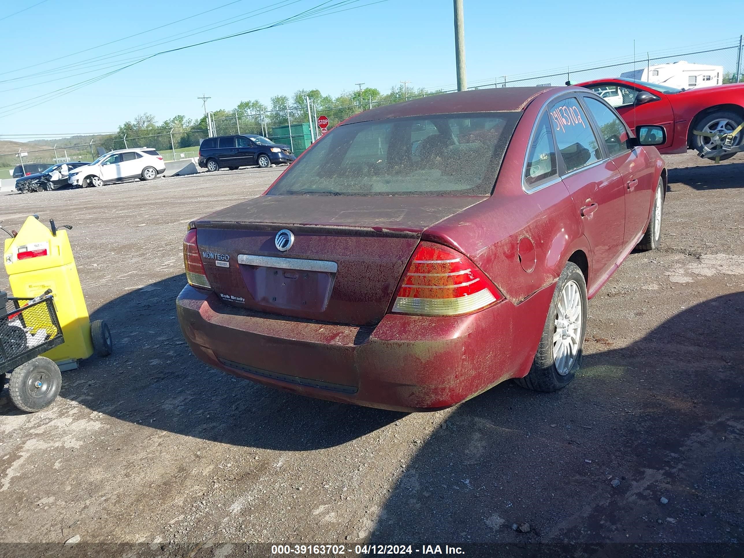 Photo 3 VIN: 1MEFM42156G618361 - MERCURY MONTEGO 