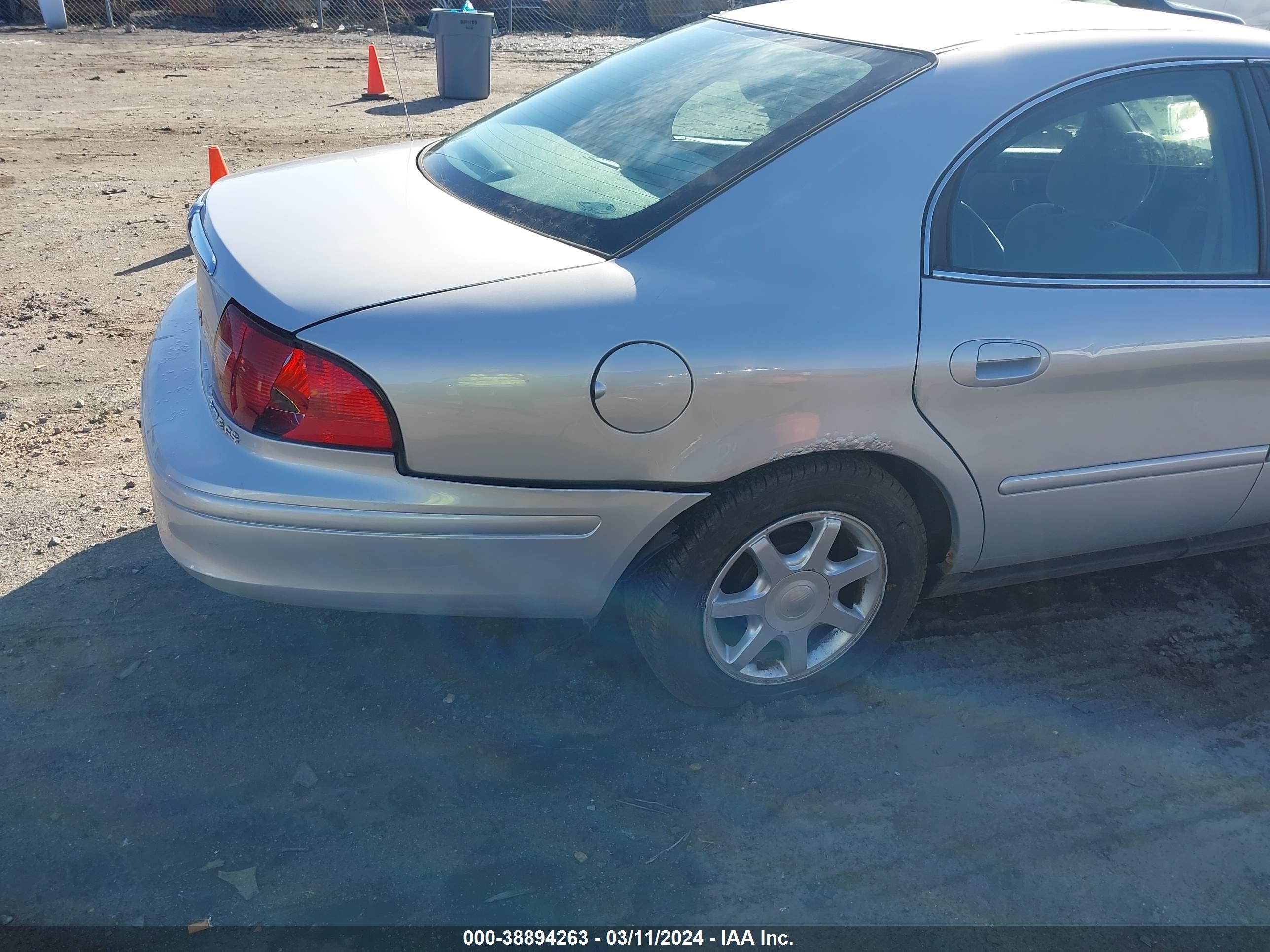 Photo 12 VIN: 1MEFM50293G615380 - MERCURY SABLE 