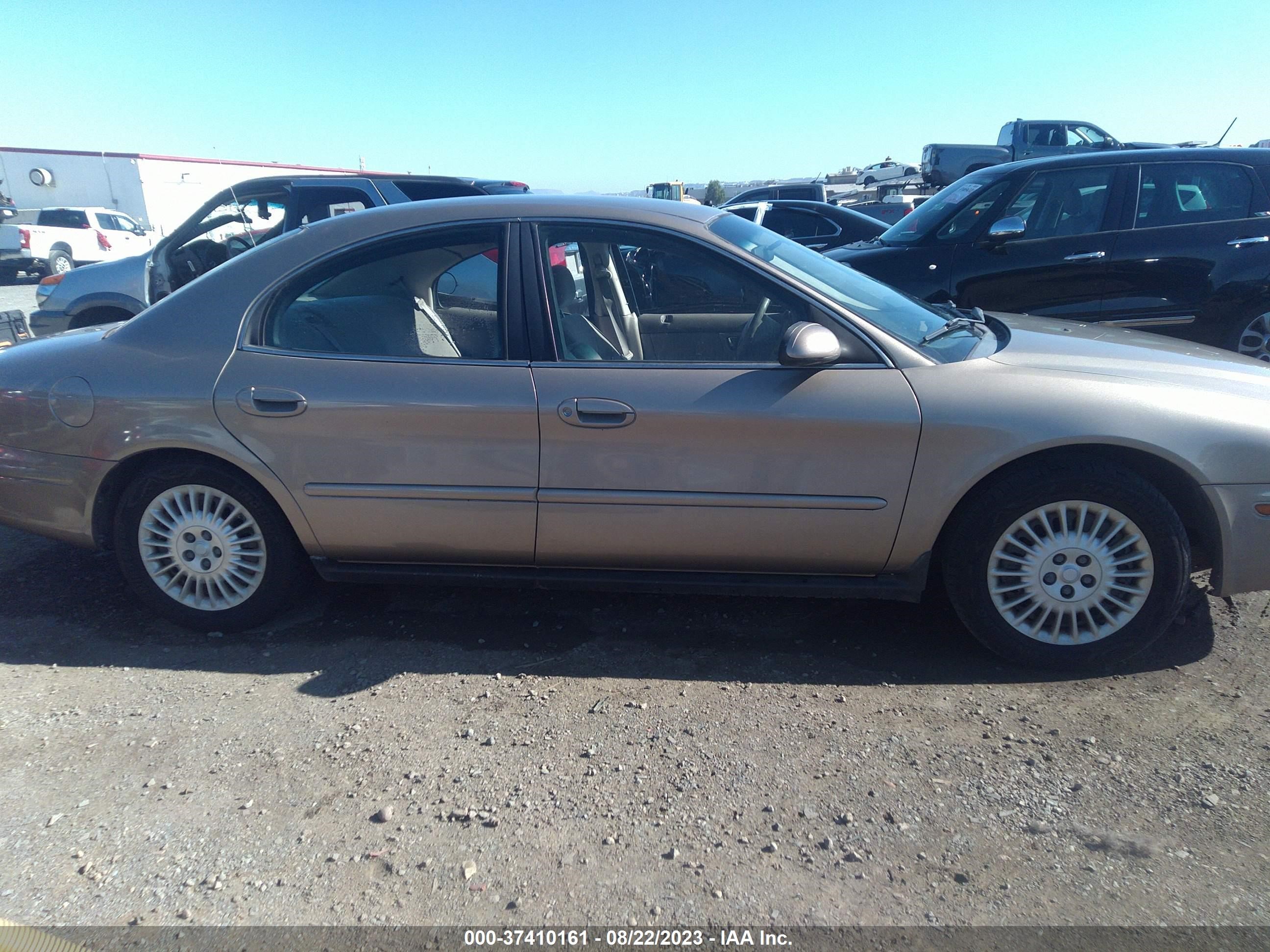 Photo 12 VIN: 1MEFM50U13G600373 - MERCURY SABLE 