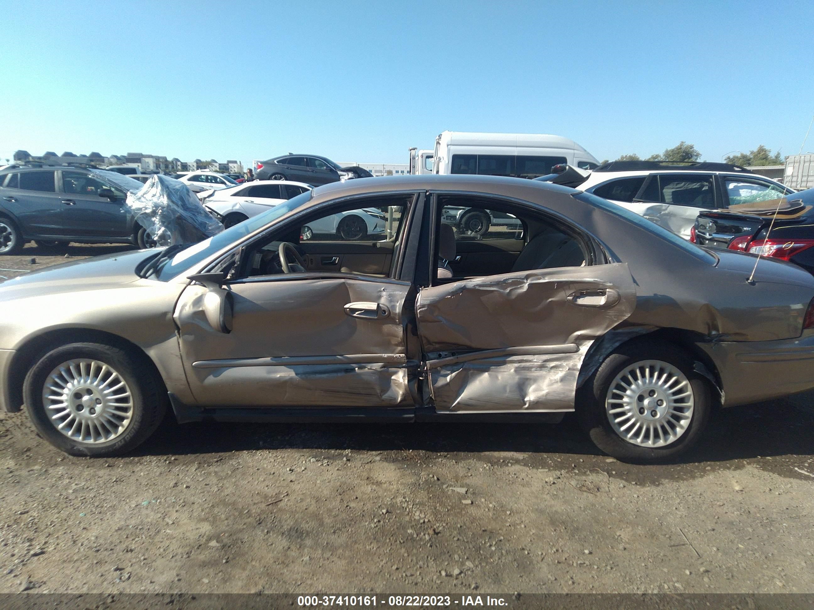 Photo 13 VIN: 1MEFM50U13G600373 - MERCURY SABLE 