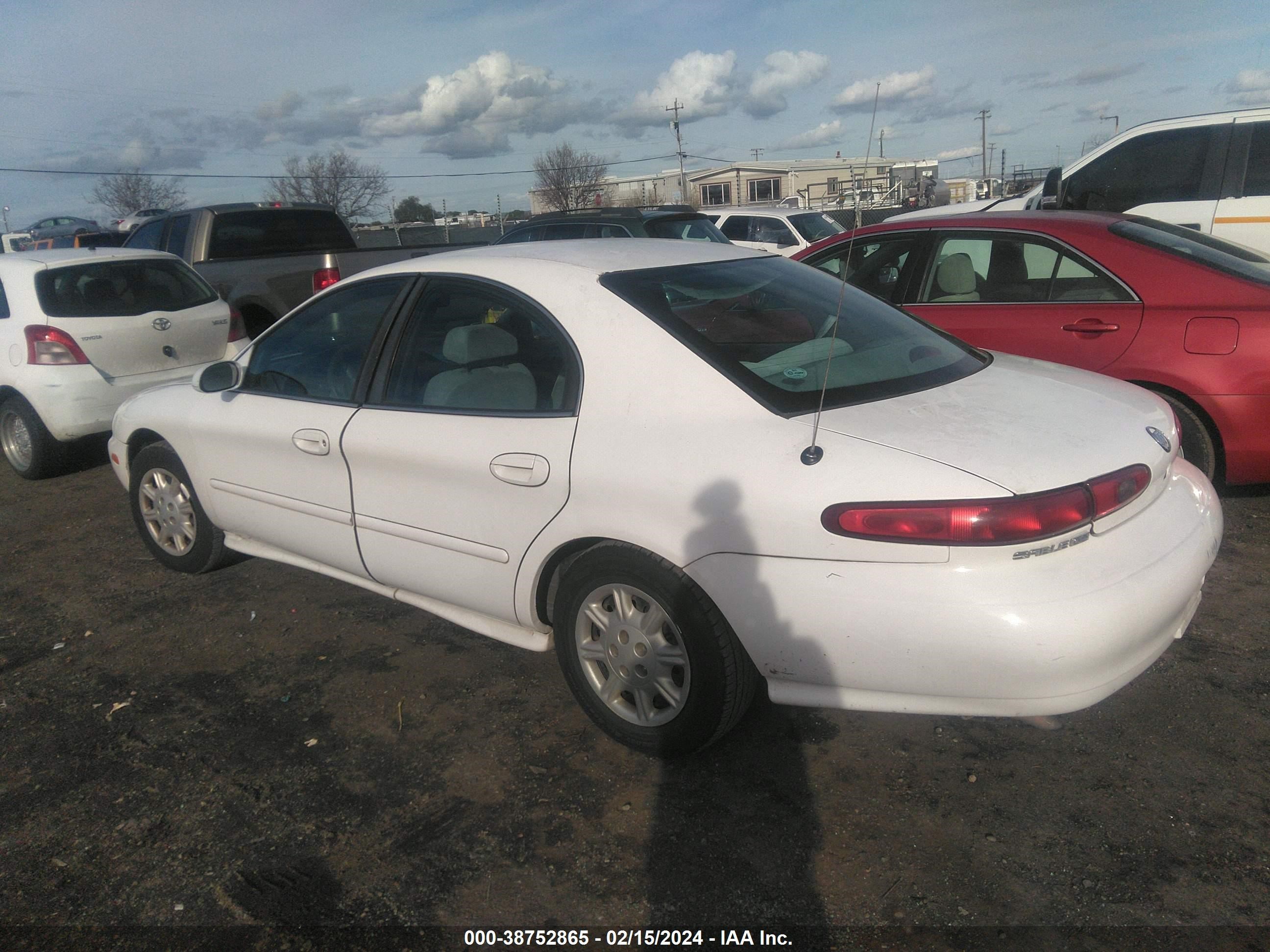 Photo 2 VIN: 1MEFM50U1XG642788 - MERCURY SABLE 