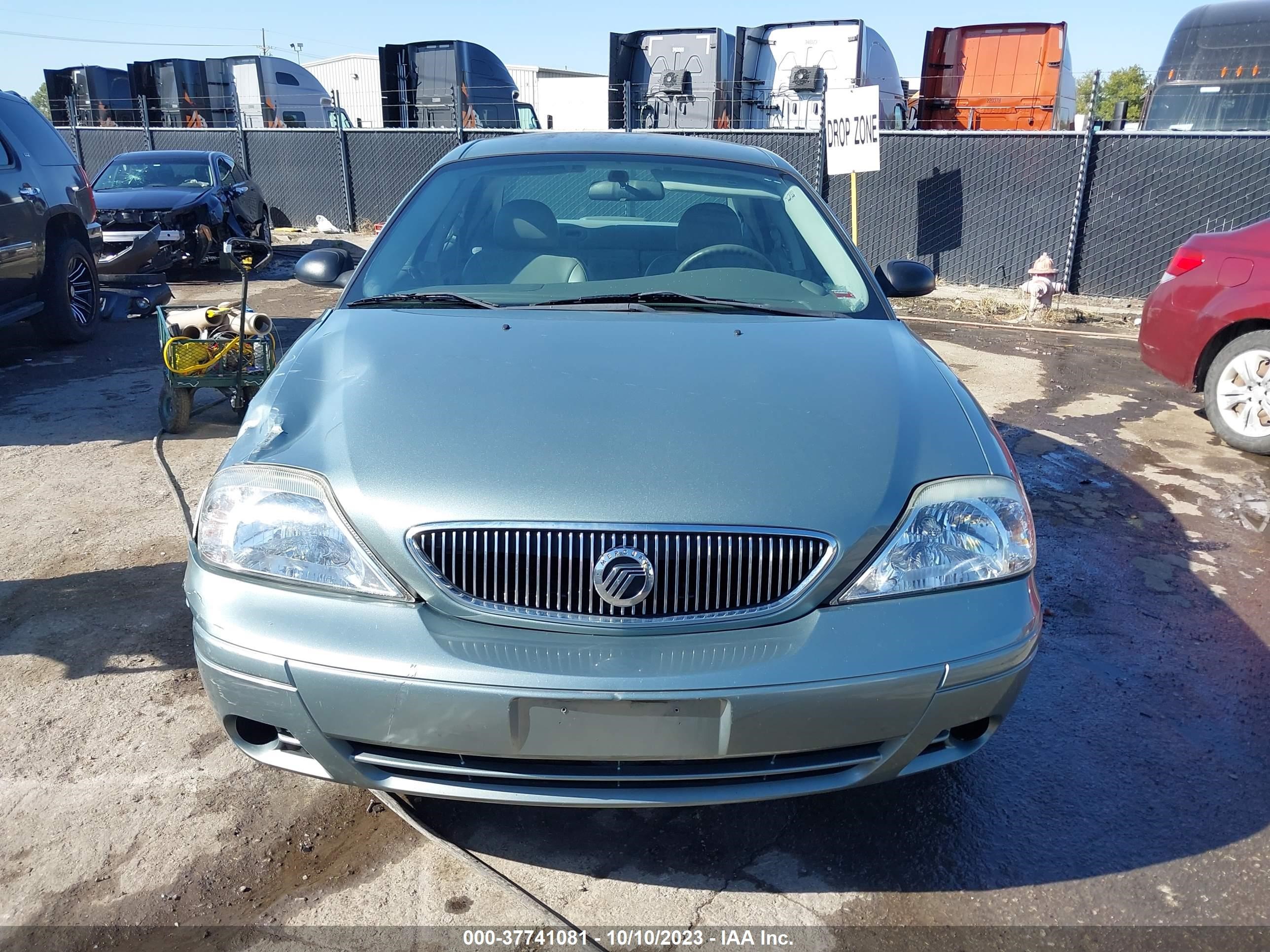 Photo 11 VIN: 1MEFM50U25A626762 - MERCURY SABLE 