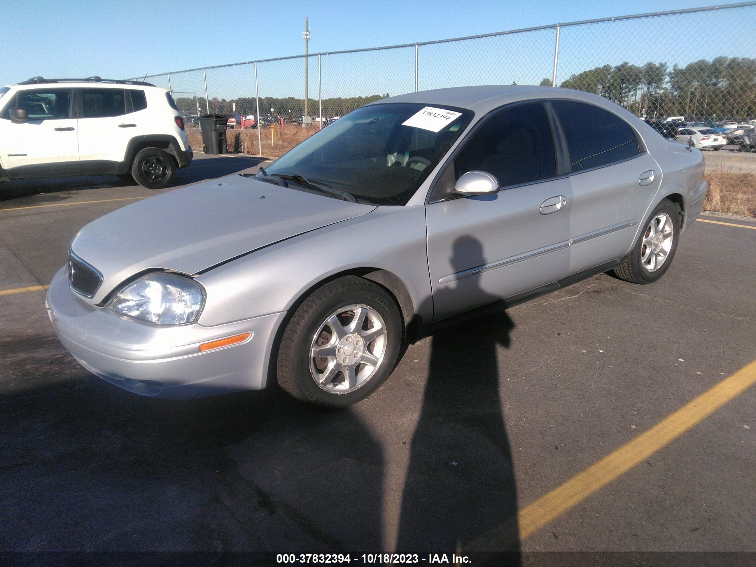 Photo 1 VIN: 1MEFM50U32A652136 - MERCURY SABLE 