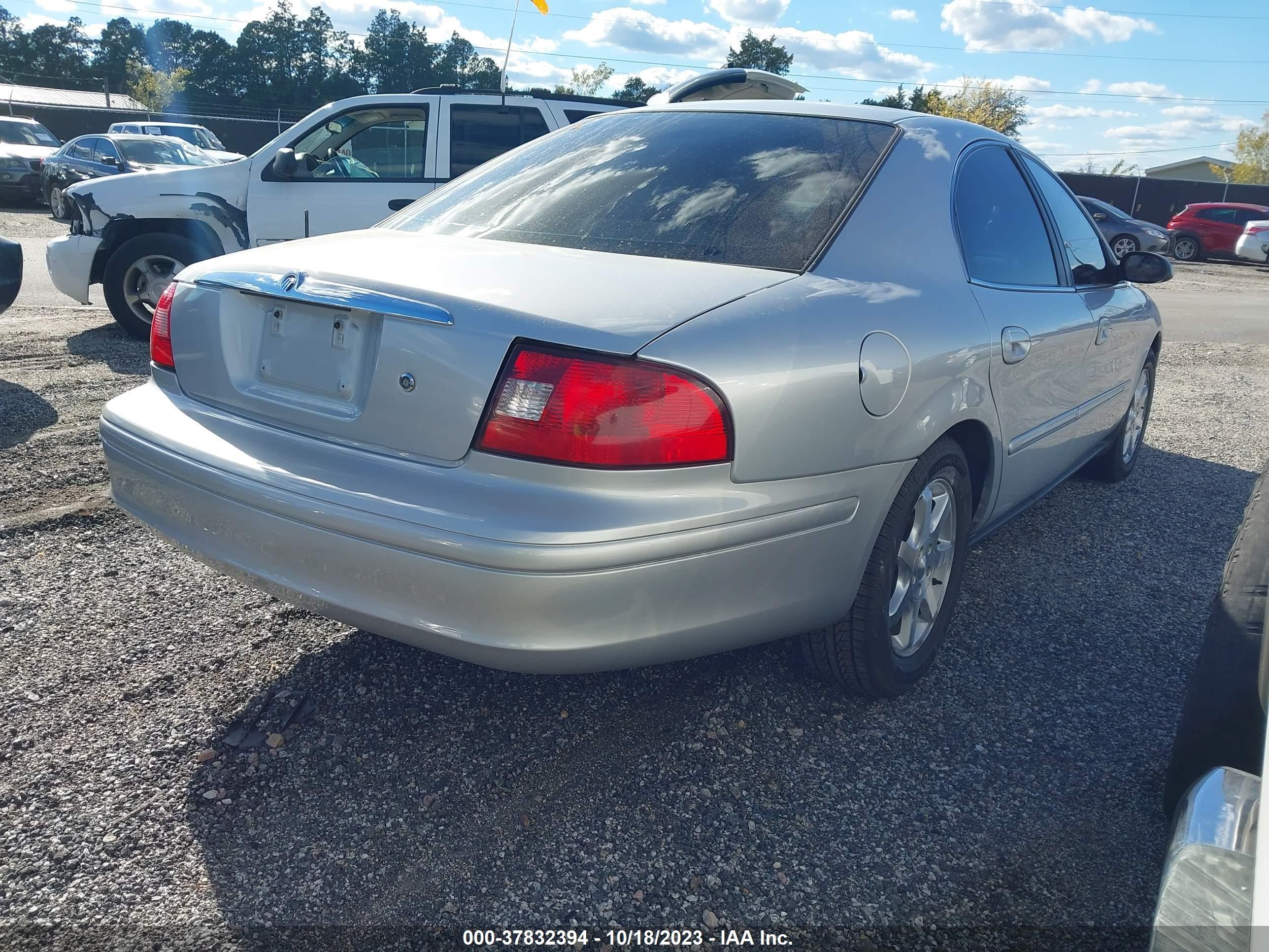 Photo 3 VIN: 1MEFM50U32A652136 - MERCURY SABLE 