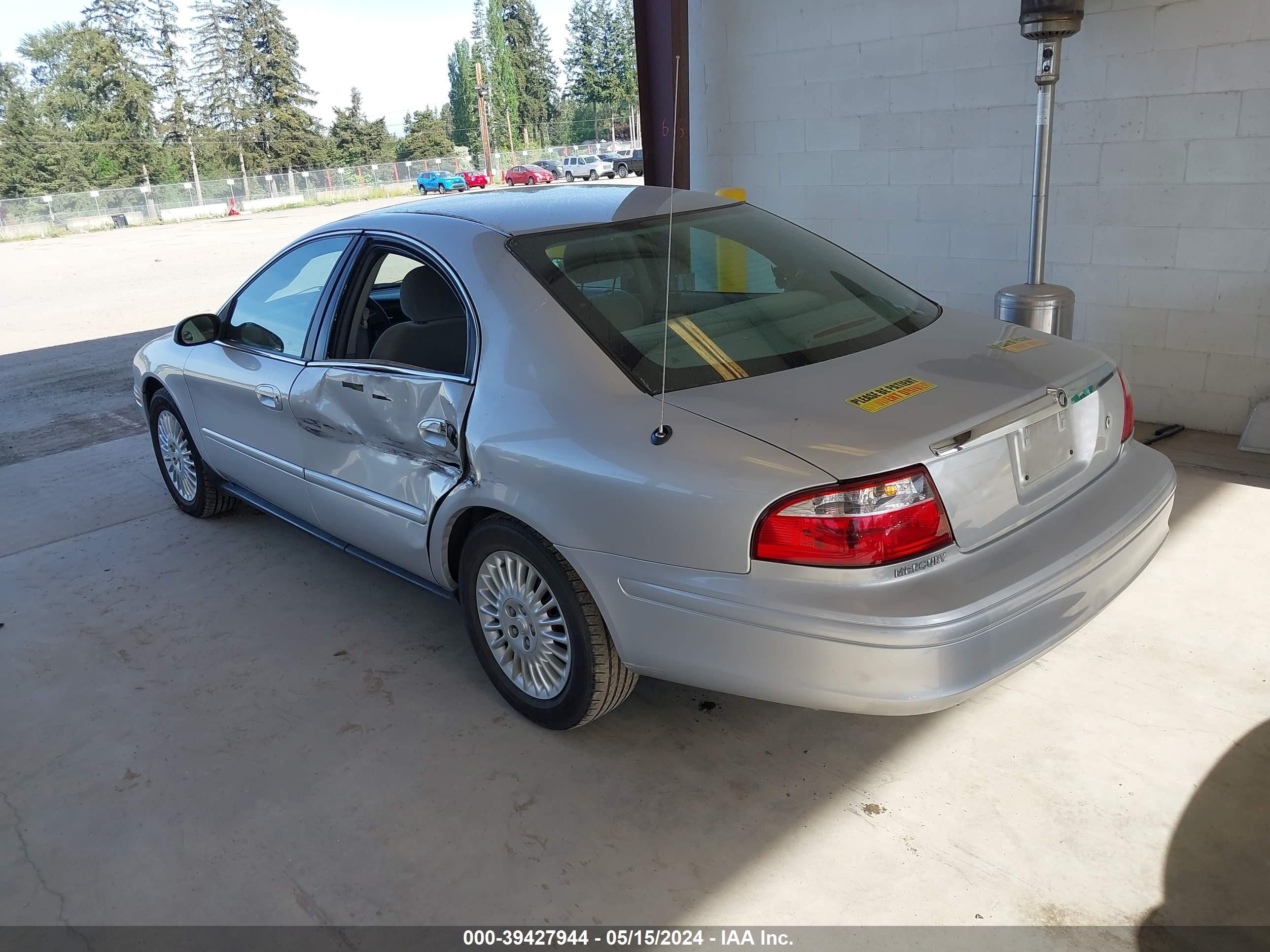 Photo 2 VIN: 1MEFM50U34G602191 - MERCURY SABLE 