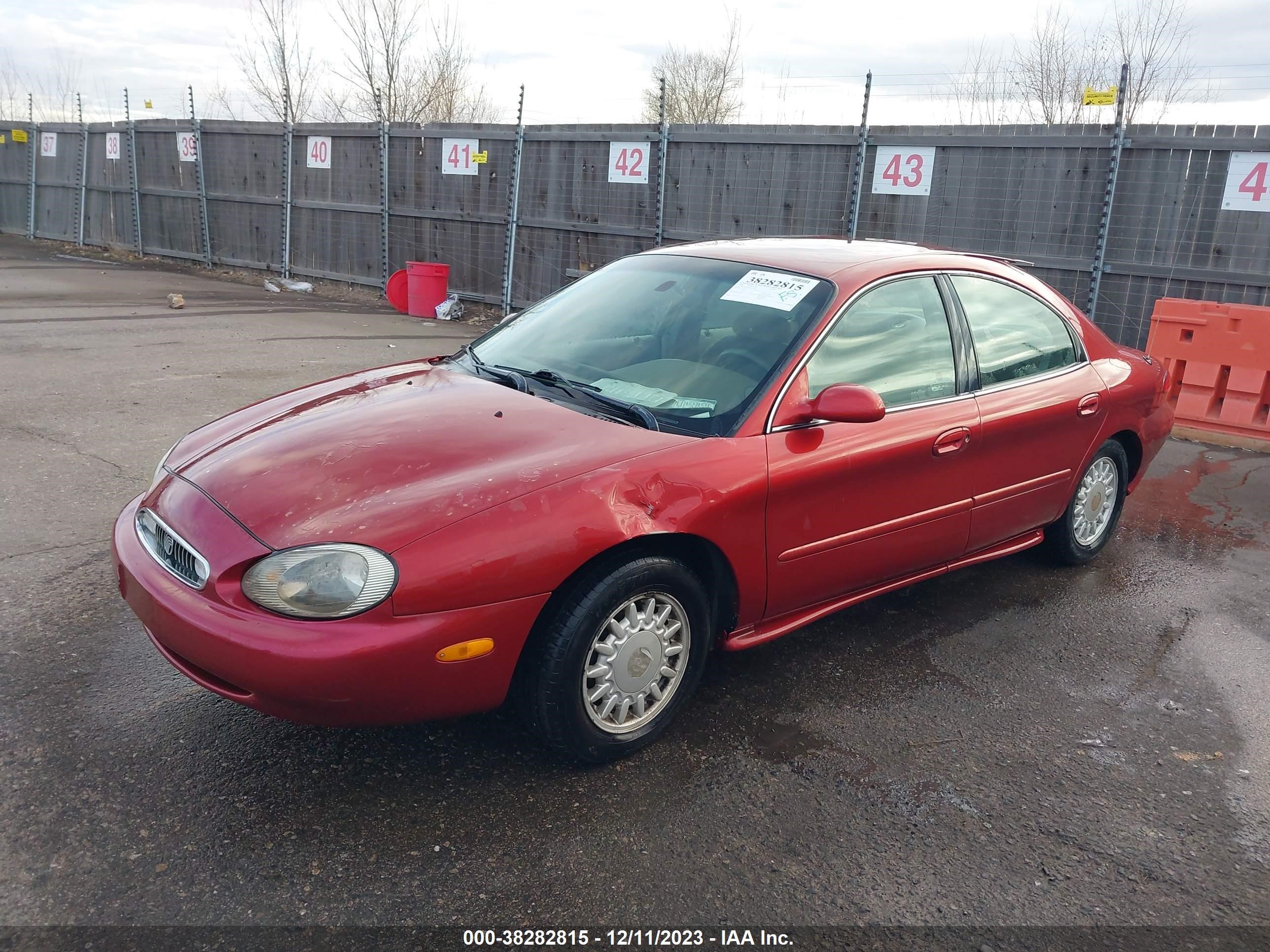 Photo 1 VIN: 1MEFM50U3WG601318 - MERCURY SABLE 