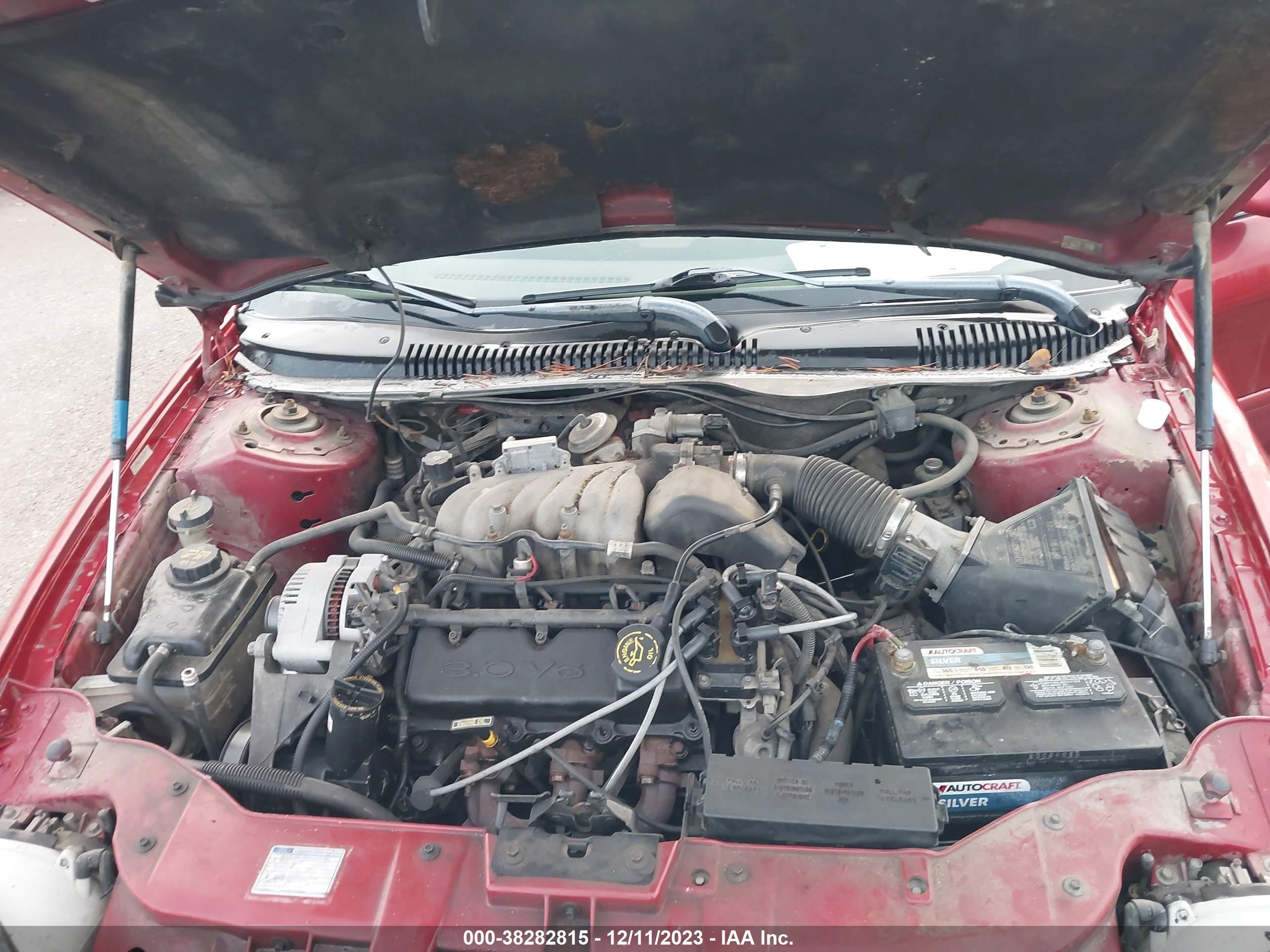 Photo 9 VIN: 1MEFM50U3WG601318 - MERCURY SABLE 