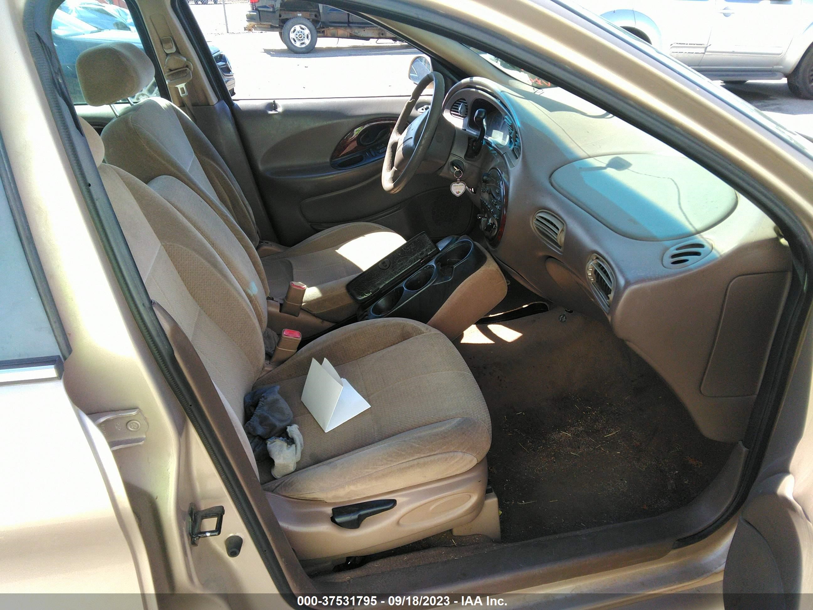 Photo 4 VIN: 1MEFM50U3XG620789 - MERCURY SABLE 