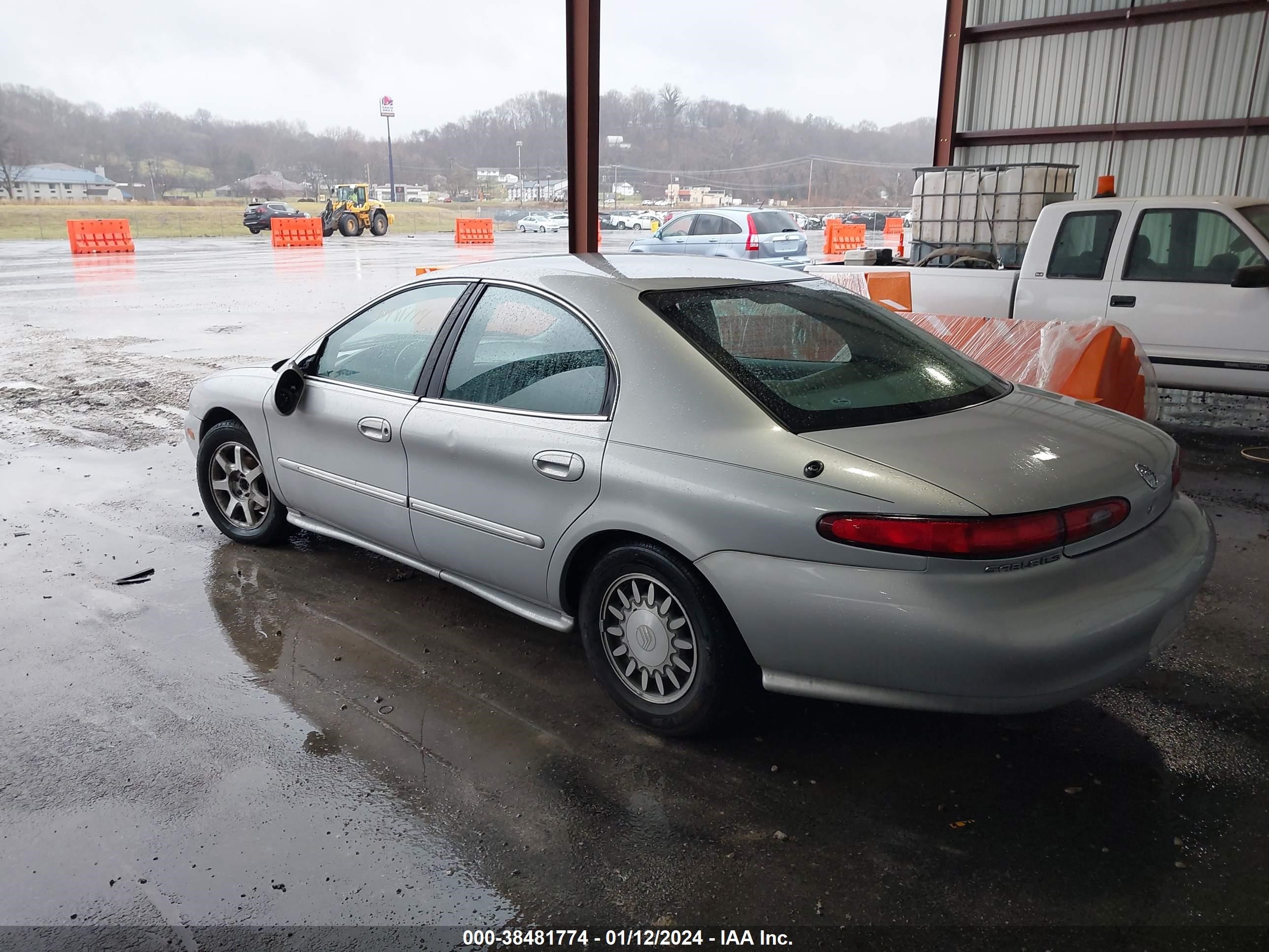 Photo 2 VIN: 1MEFM50U4WG636952 - MERCURY SABLE 