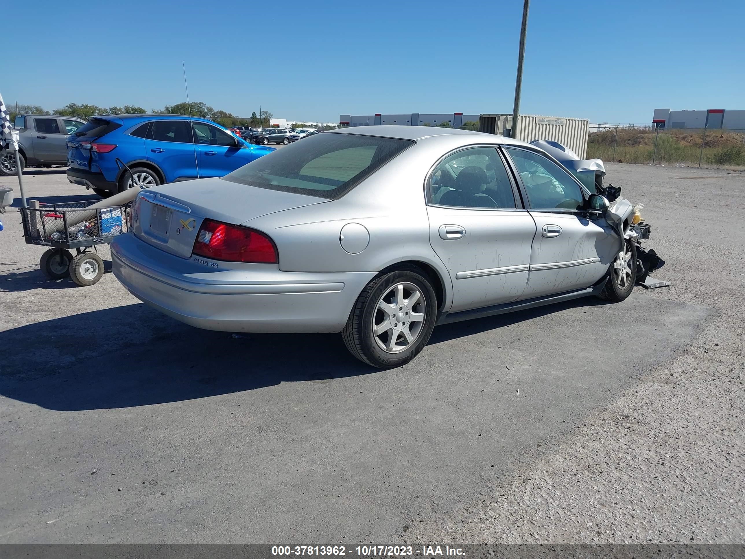 Photo 3 VIN: 1MEFM50U52A651957 - MERCURY SABLE 