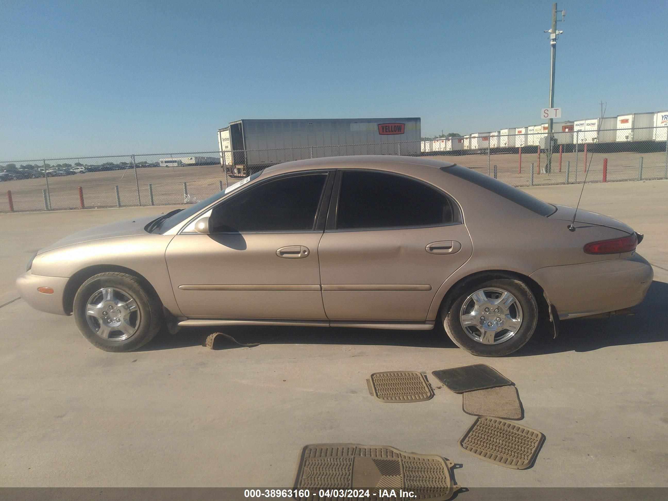 Photo 13 VIN: 1MEFM50U5XG600933 - MERCURY SABLE 