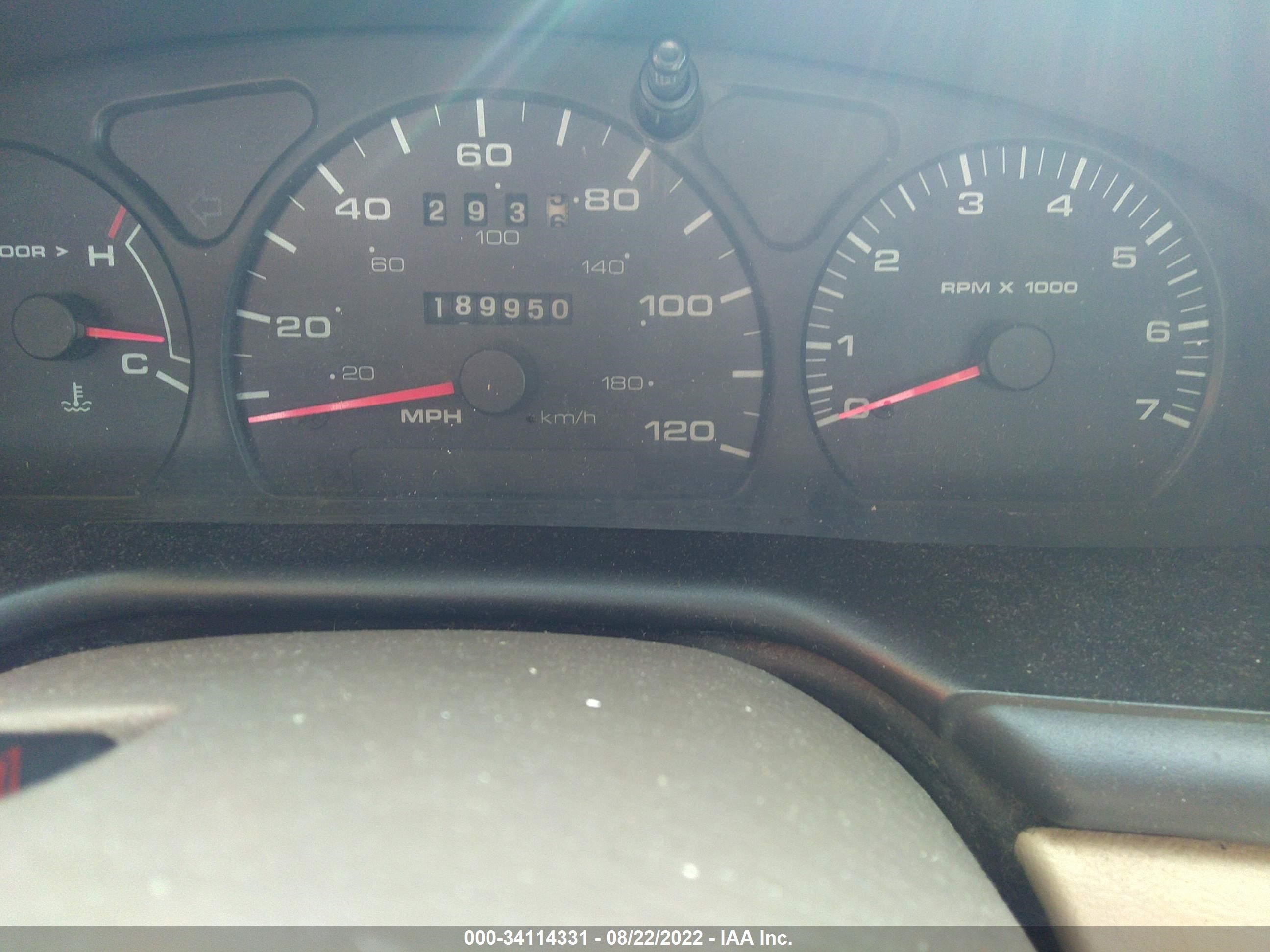 Photo 6 VIN: 1MEFM50U62G601002 - MERCURY SABLE 