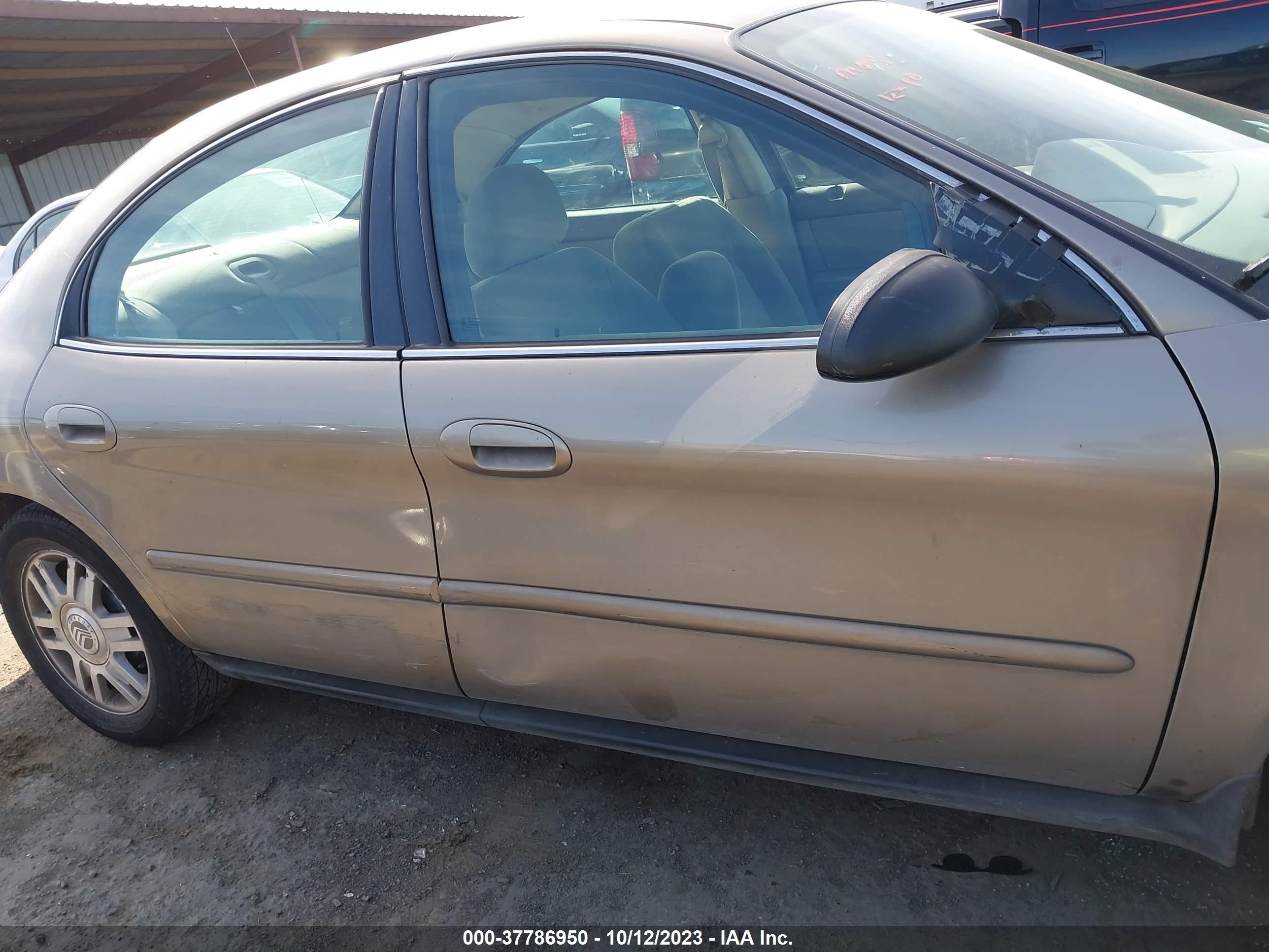 Photo 12 VIN: 1MEFM50U84G615132 - MERCURY SABLE 