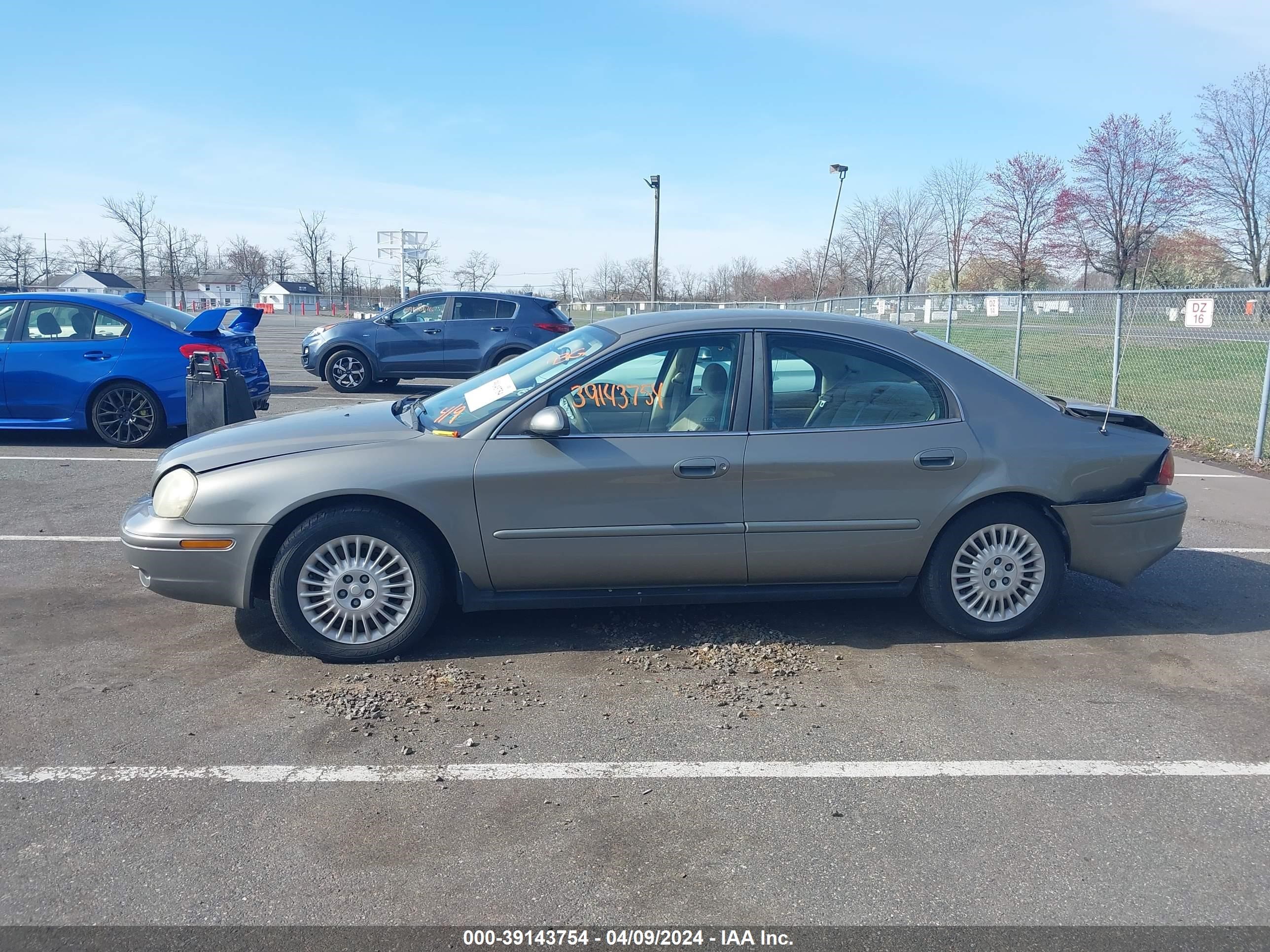 Photo 13 VIN: 1MEFM50UX3G624848 - MERCURY SABLE 