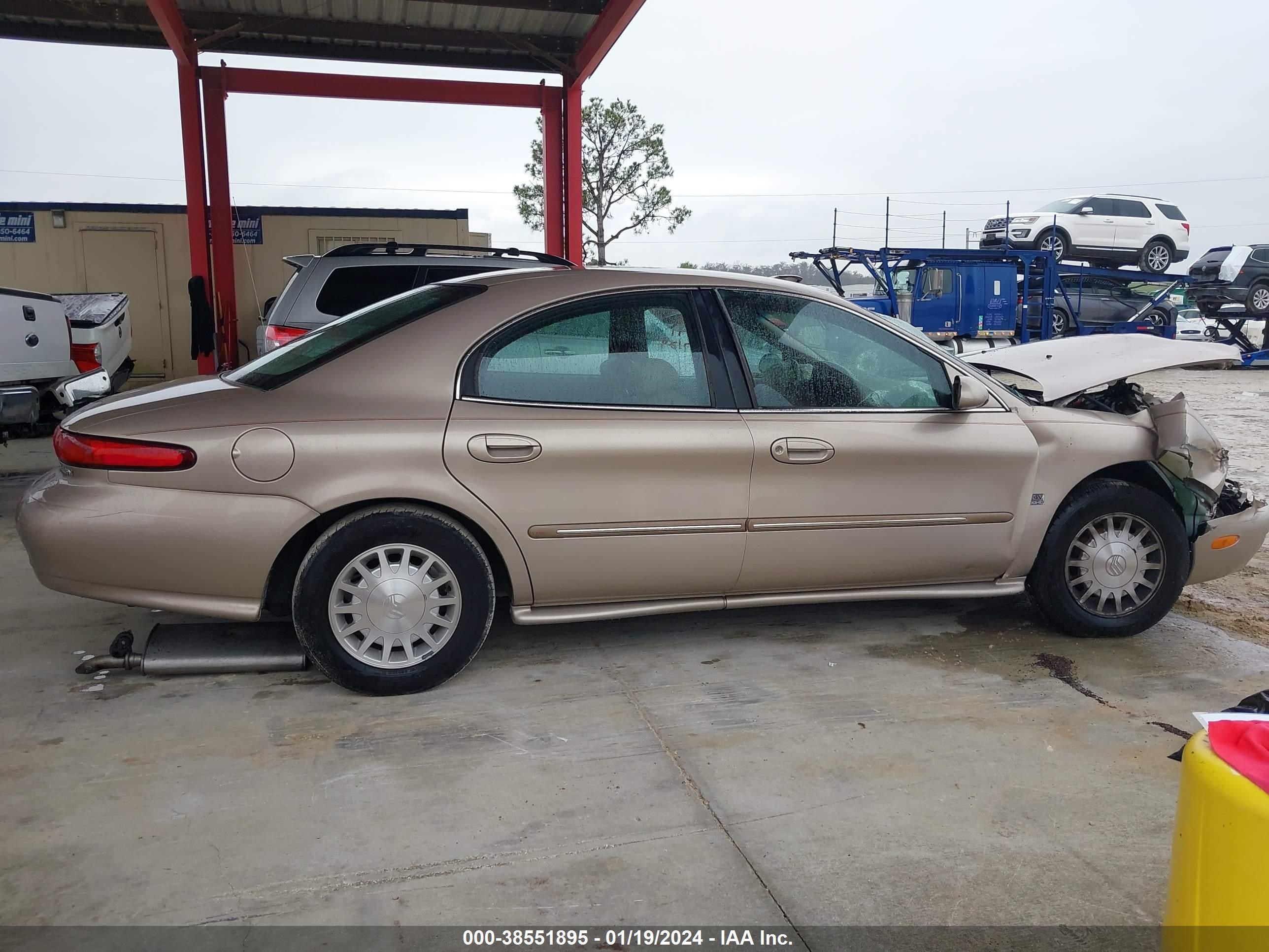 Photo 12 VIN: 1MEFM53S5XA622024 - MERCURY SABLE 