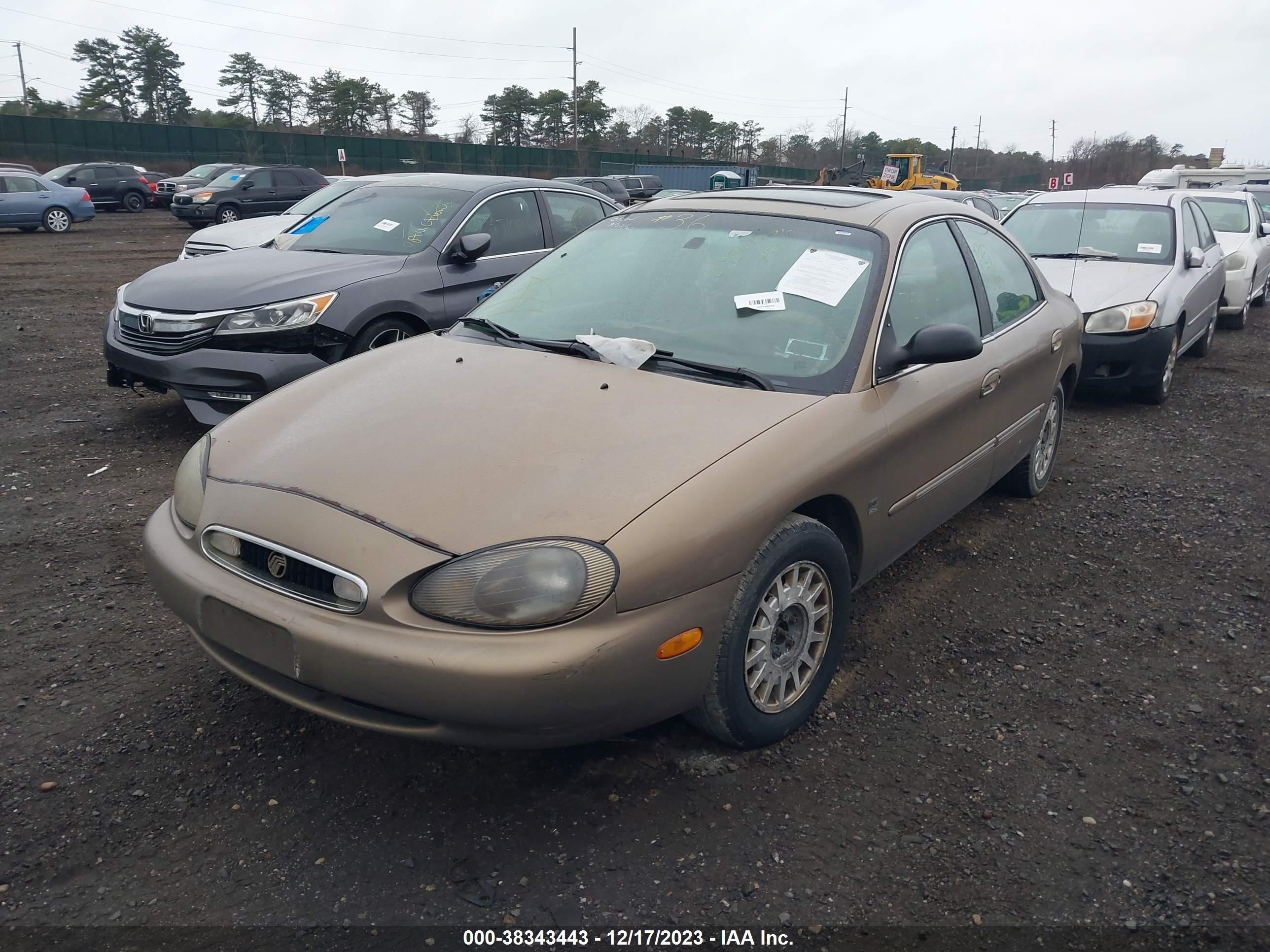 Photo 1 VIN: 1MEFM53S7XG659802 - MERCURY SABLE 