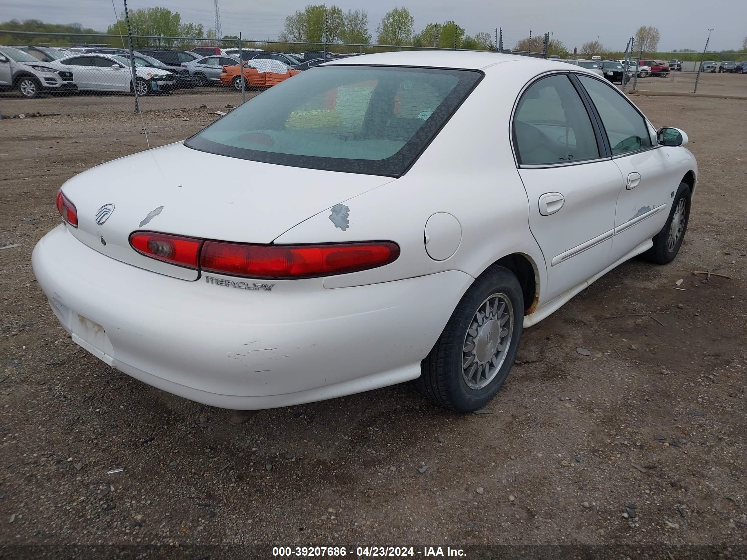 Photo 3 VIN: 1MEFM53S9WA636118 - MERCURY SABLE 