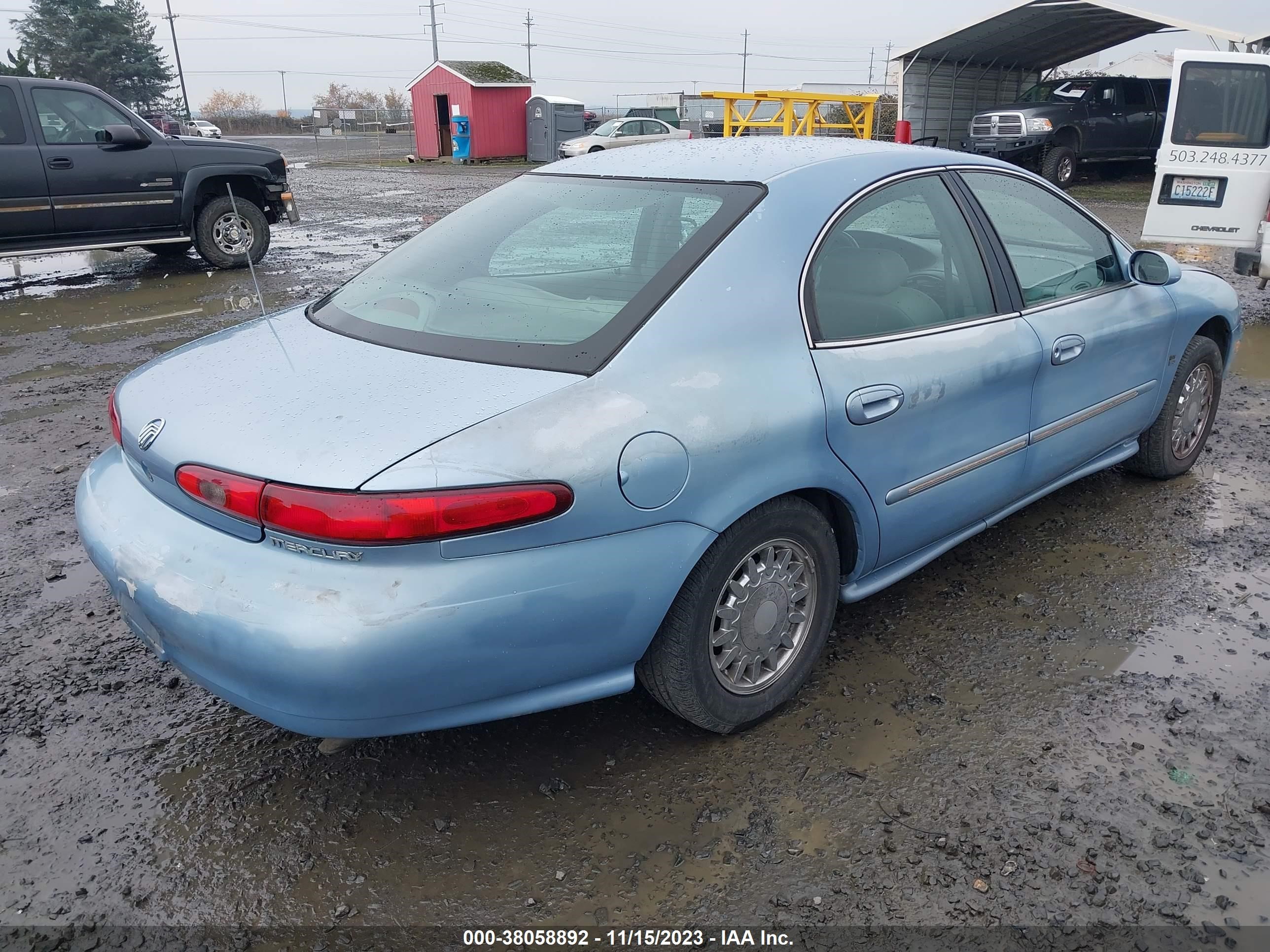 Photo 3 VIN: 1MEFM53SXWA642980 - MERCURY SABLE 