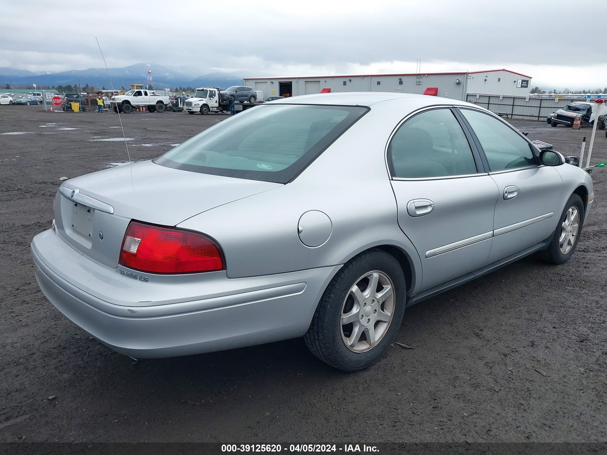 Photo 3 VIN: 1MEFM53U11G609700 - MERCURY SABLE 