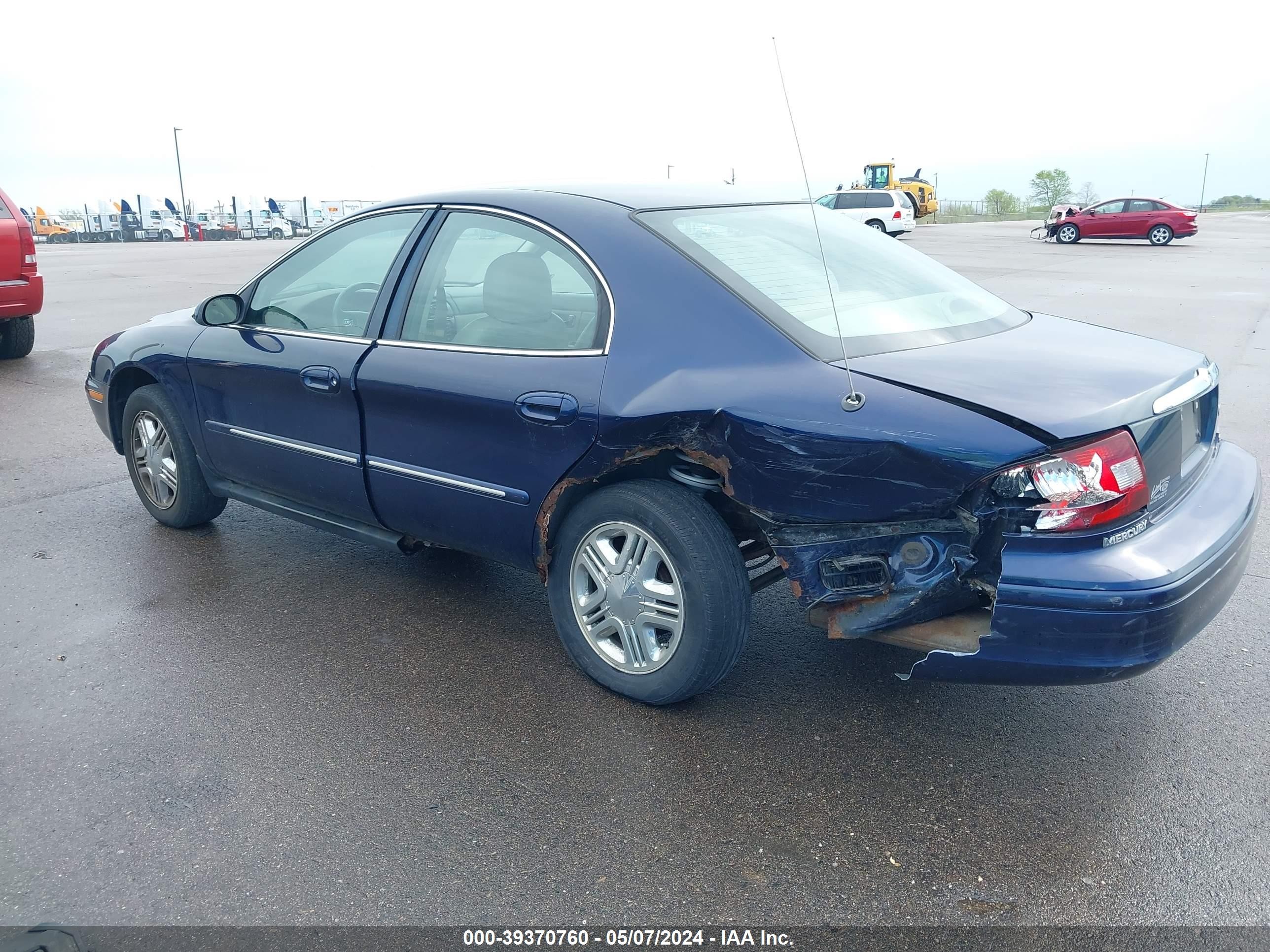 Photo 2 VIN: 1MEFM53U11G625122 - MERCURY SABLE 