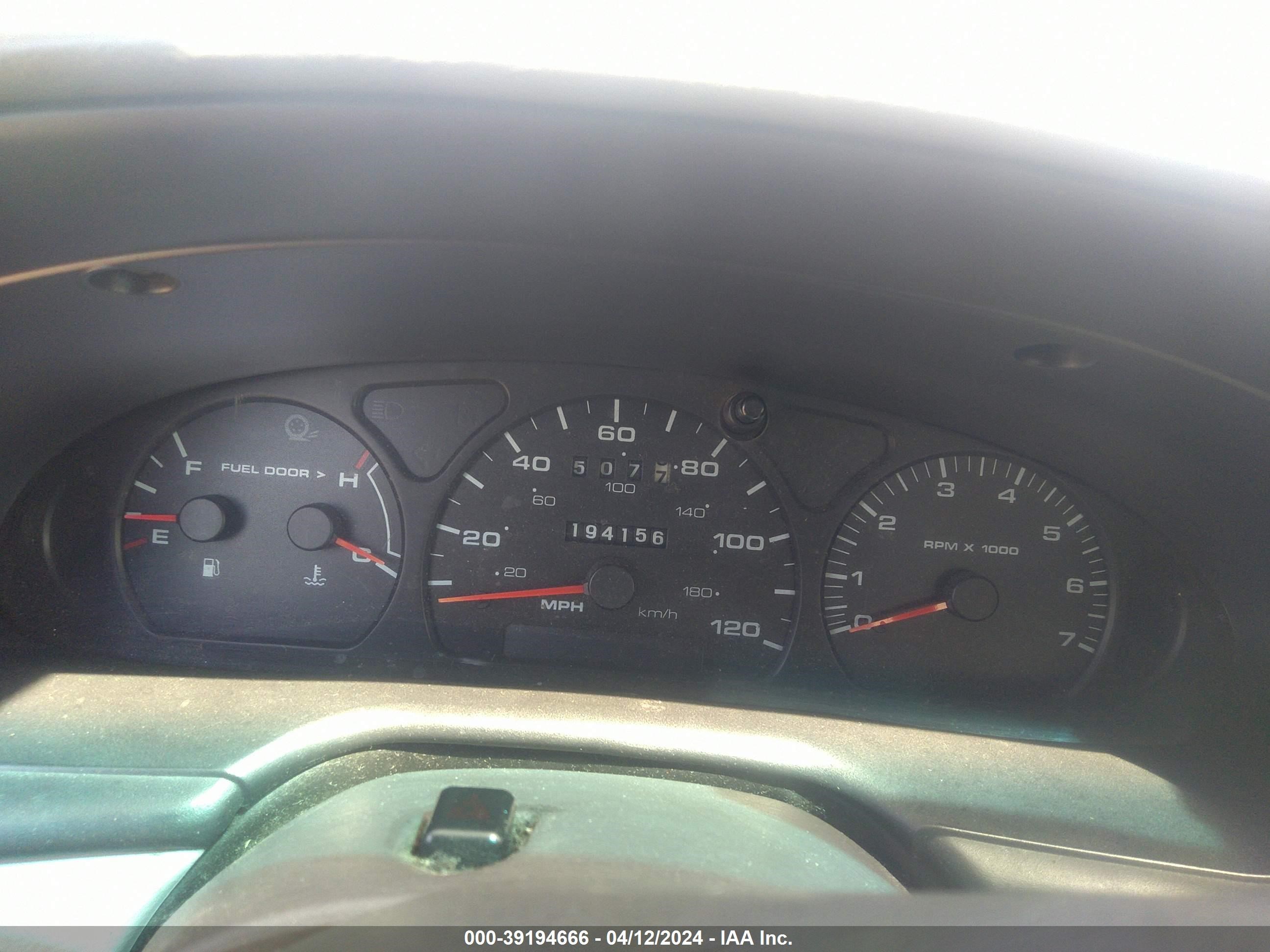 Photo 6 VIN: 1MEFM53U81A626951 - MERCURY SABLE 