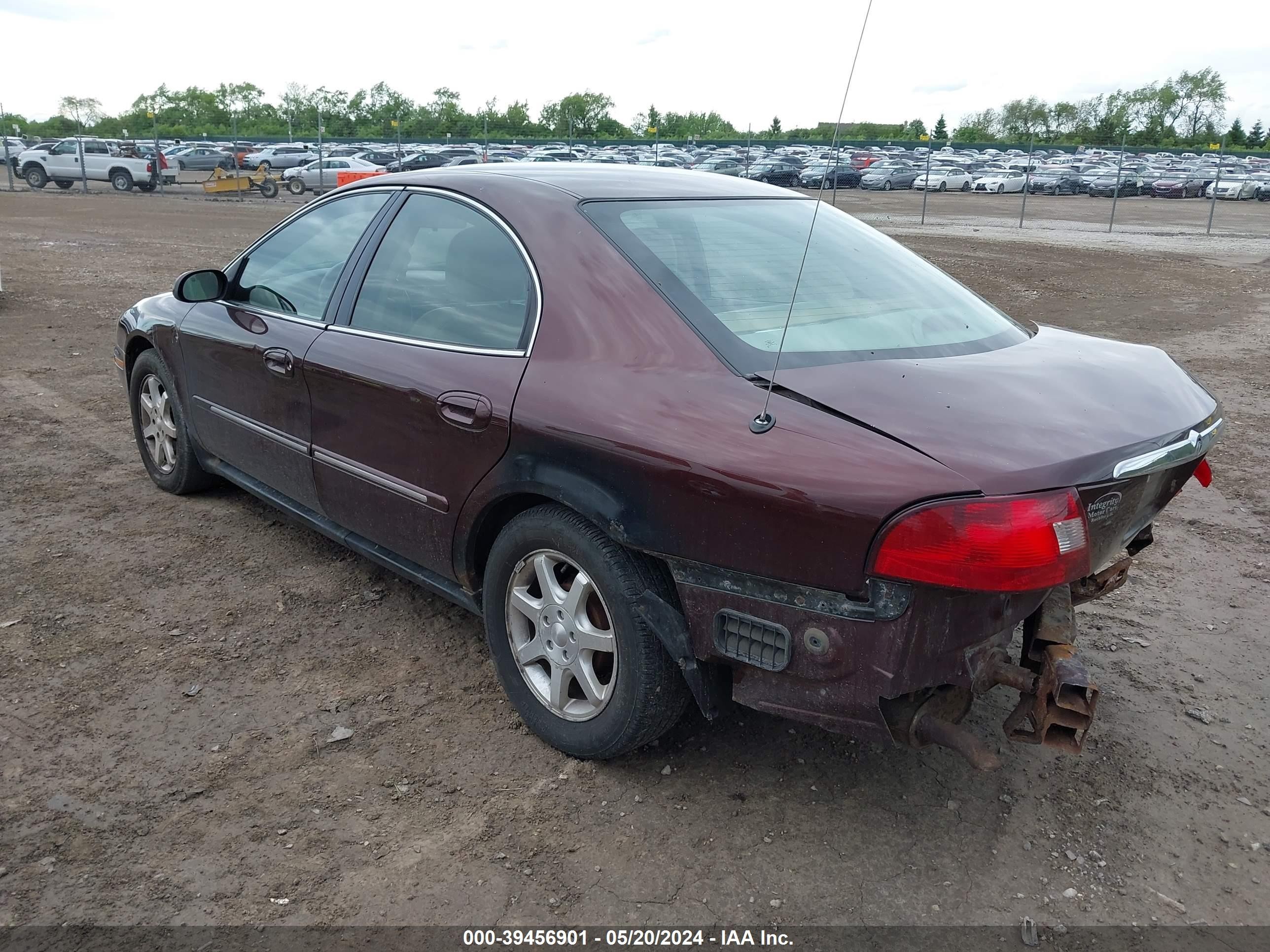 Photo 2 VIN: 1MEFM53U9YG642082 - MERCURY SABLE 