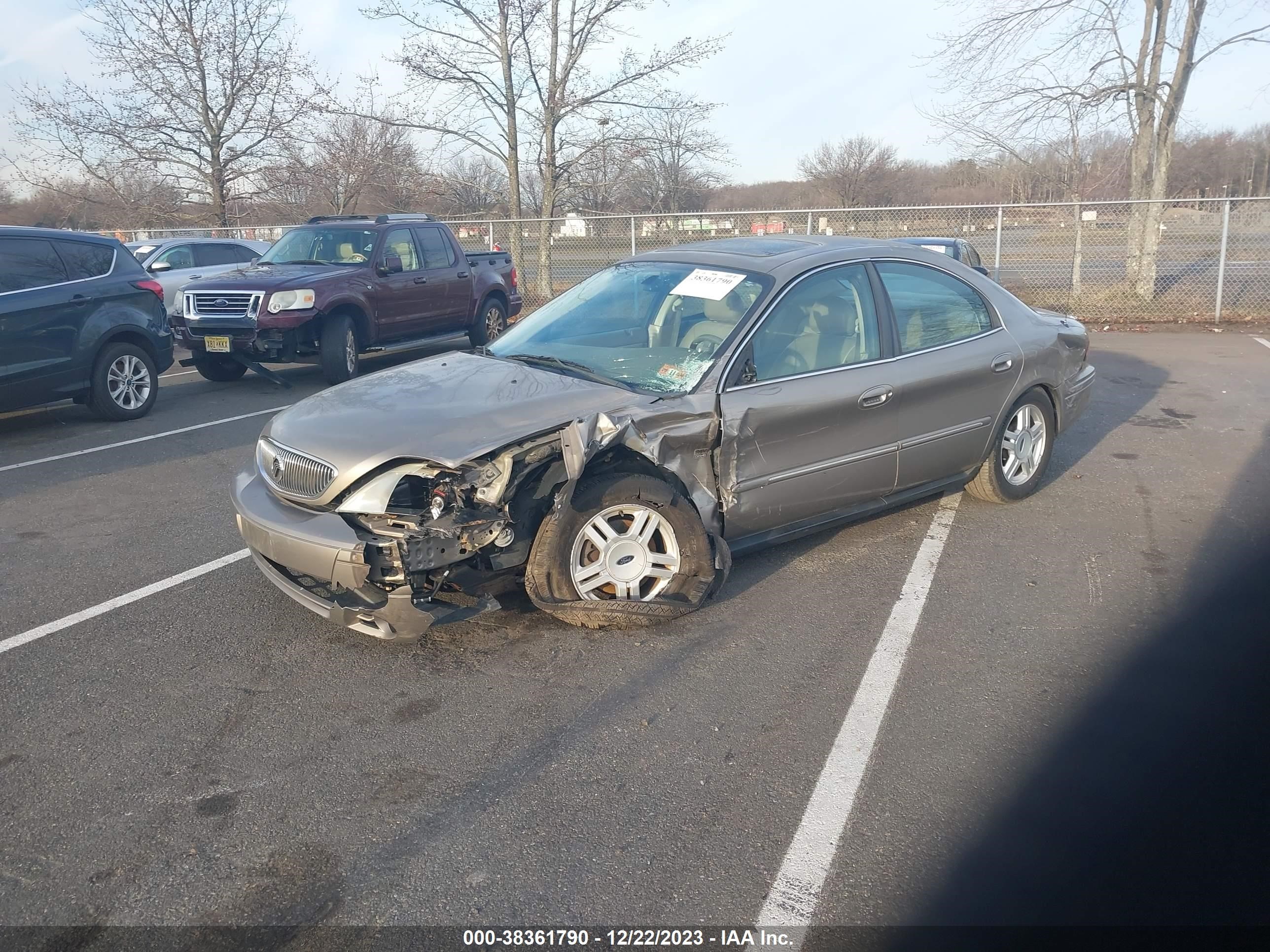 Photo 1 VIN: 1MEFM55S05A608140 - MERCURY SABLE 