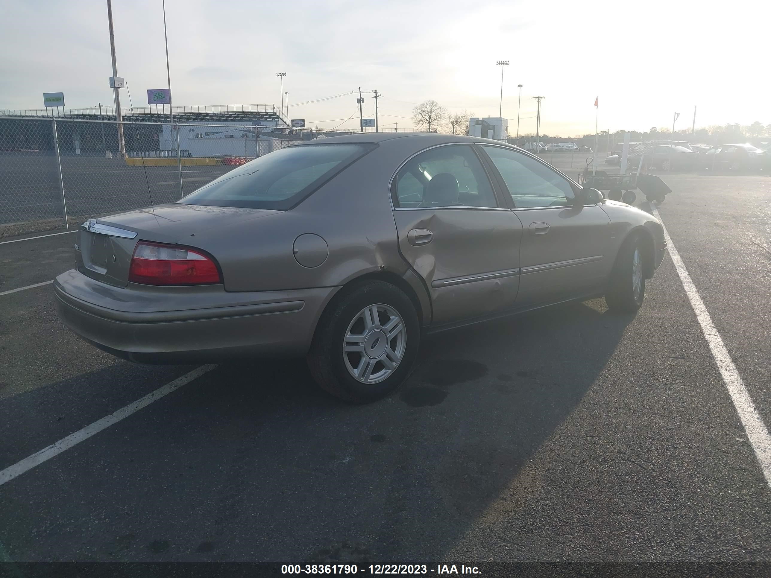 Photo 3 VIN: 1MEFM55S05A608140 - MERCURY SABLE 