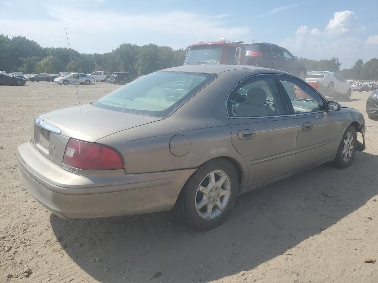 Photo 2 VIN: 1MEFM55S22G631850 - MERCURY SABLE 