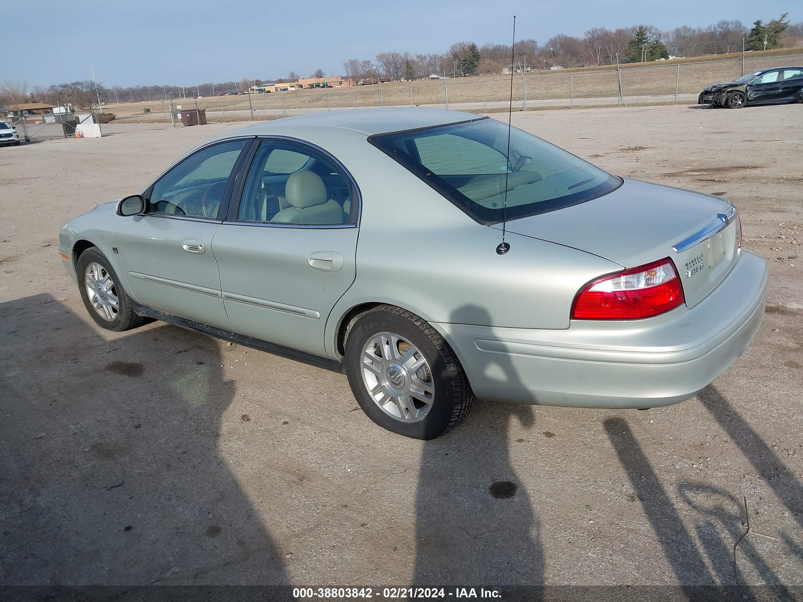 Photo 2 VIN: 1MEFM55S65A606389 - MERCURY SABLE 