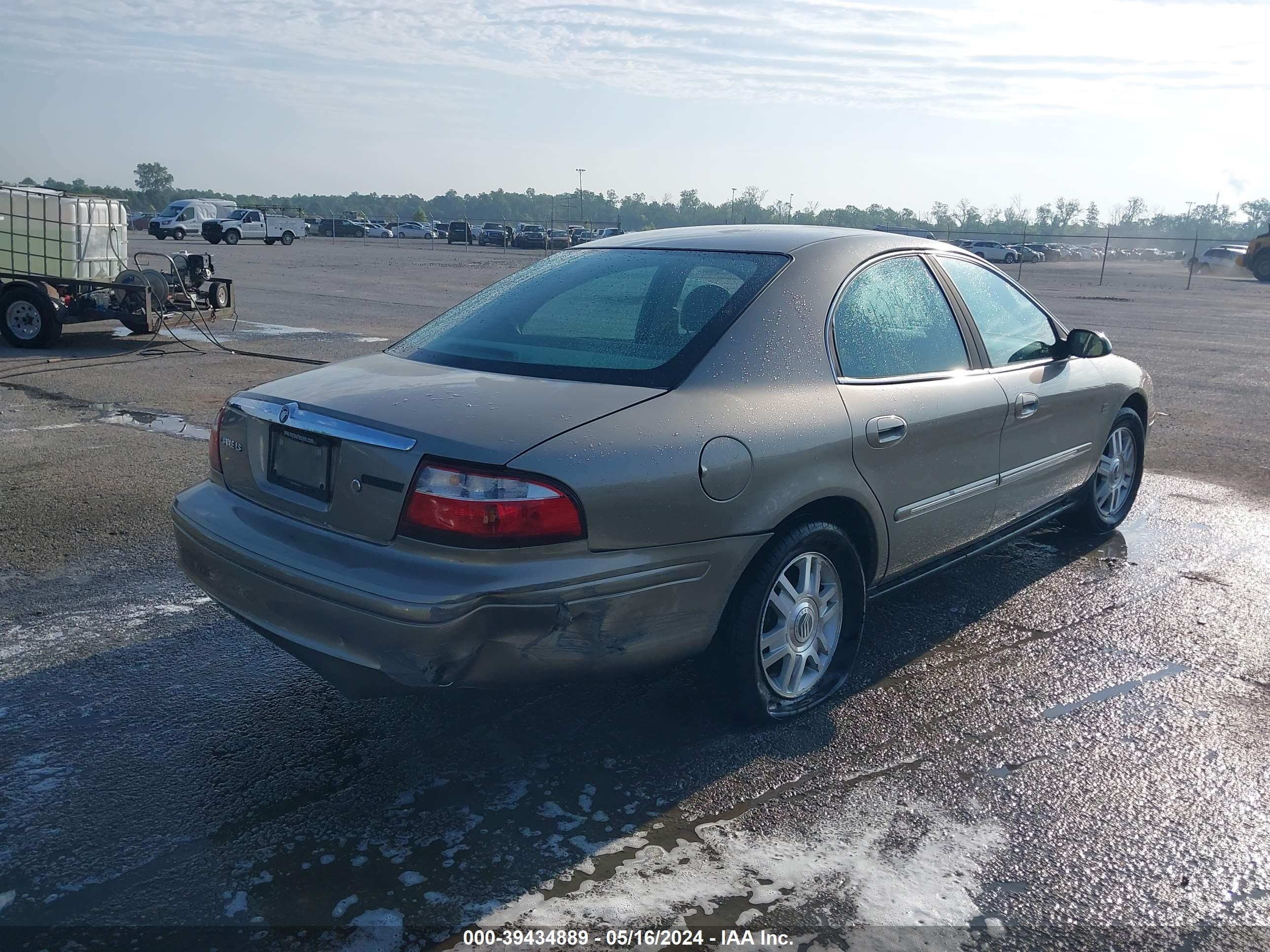 Photo 3 VIN: 1MEFM55S65A628358 - MERCURY SABLE 