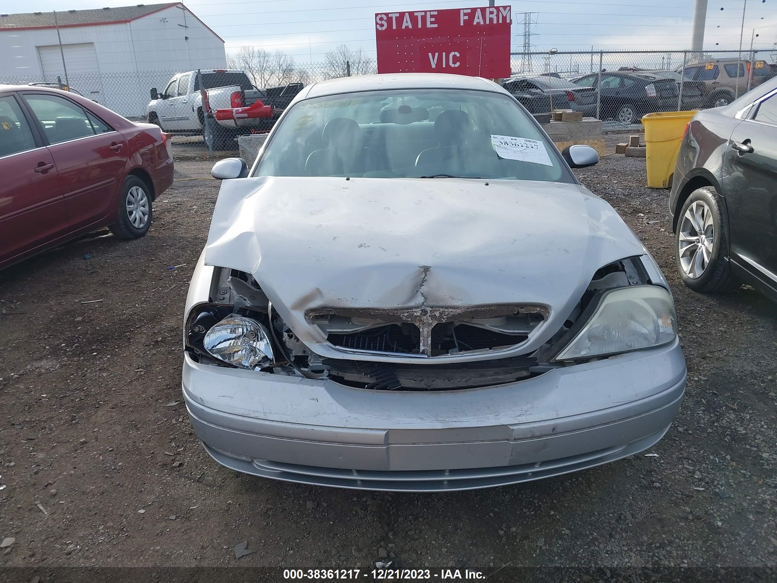 Photo 11 VIN: 1MEFM55SX3G622766 - MERCURY SABLE 