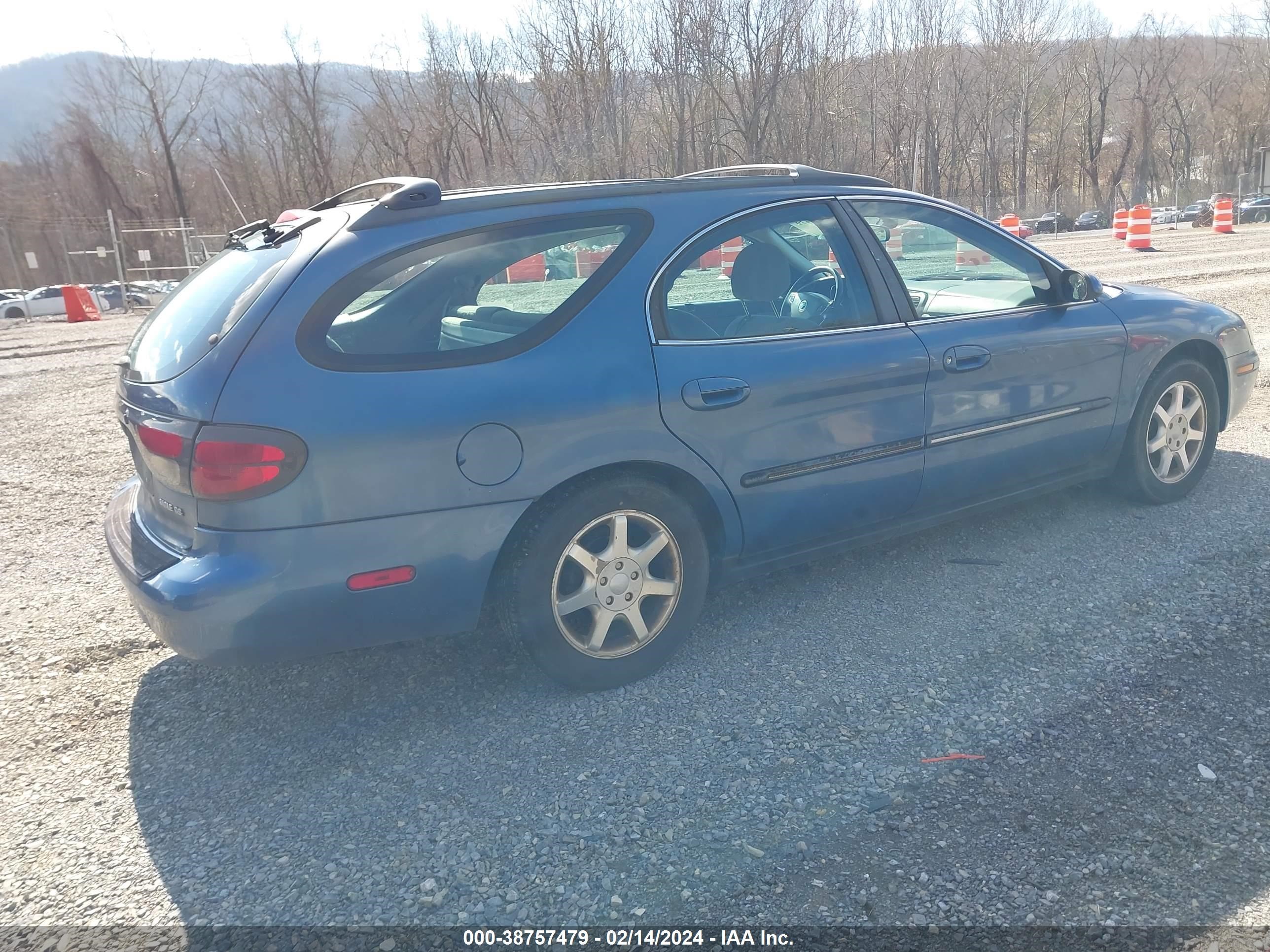 Photo 3 VIN: 1MEFM58U12G629181 - MERCURY SABLE 