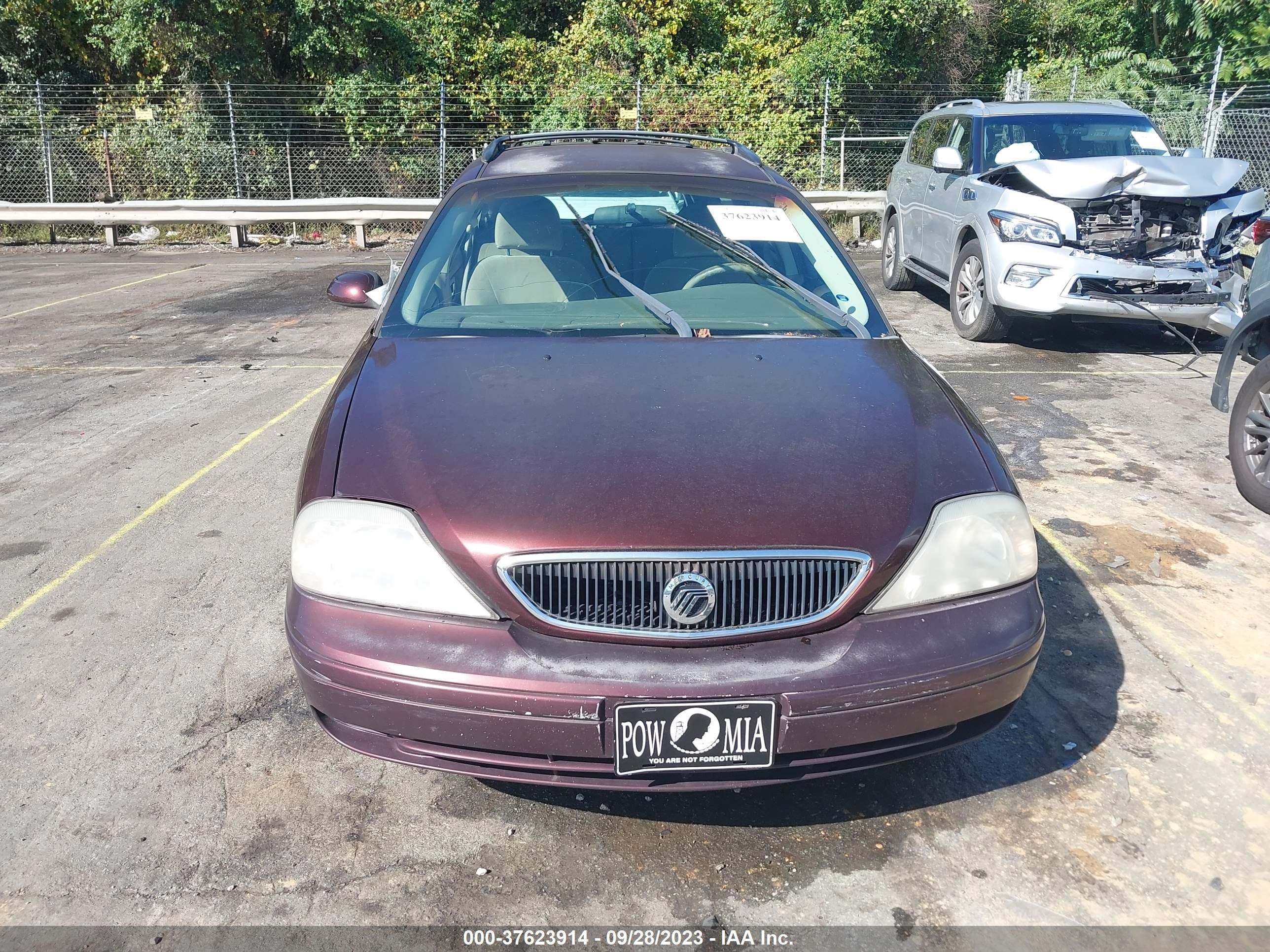 Photo 11 VIN: 1MEFM58U5YA629342 - MERCURY SABLE 