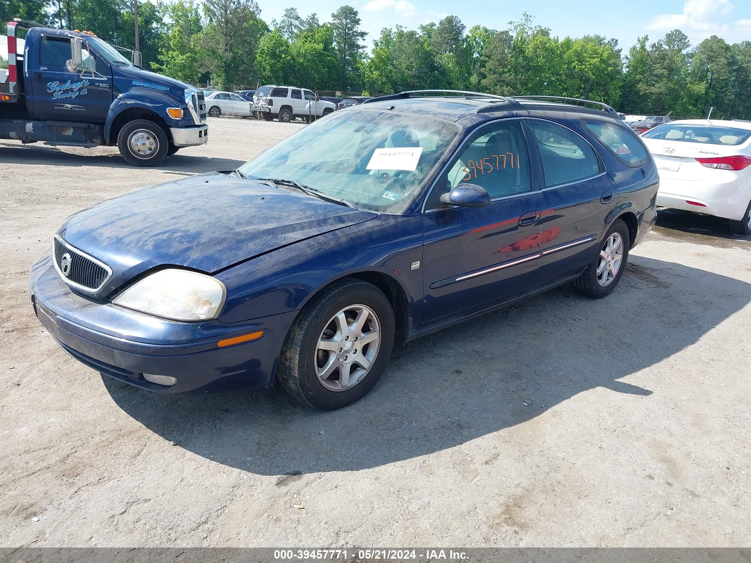 Photo 1 VIN: 1MEFM59S3YA620927 - MERCURY SABLE 