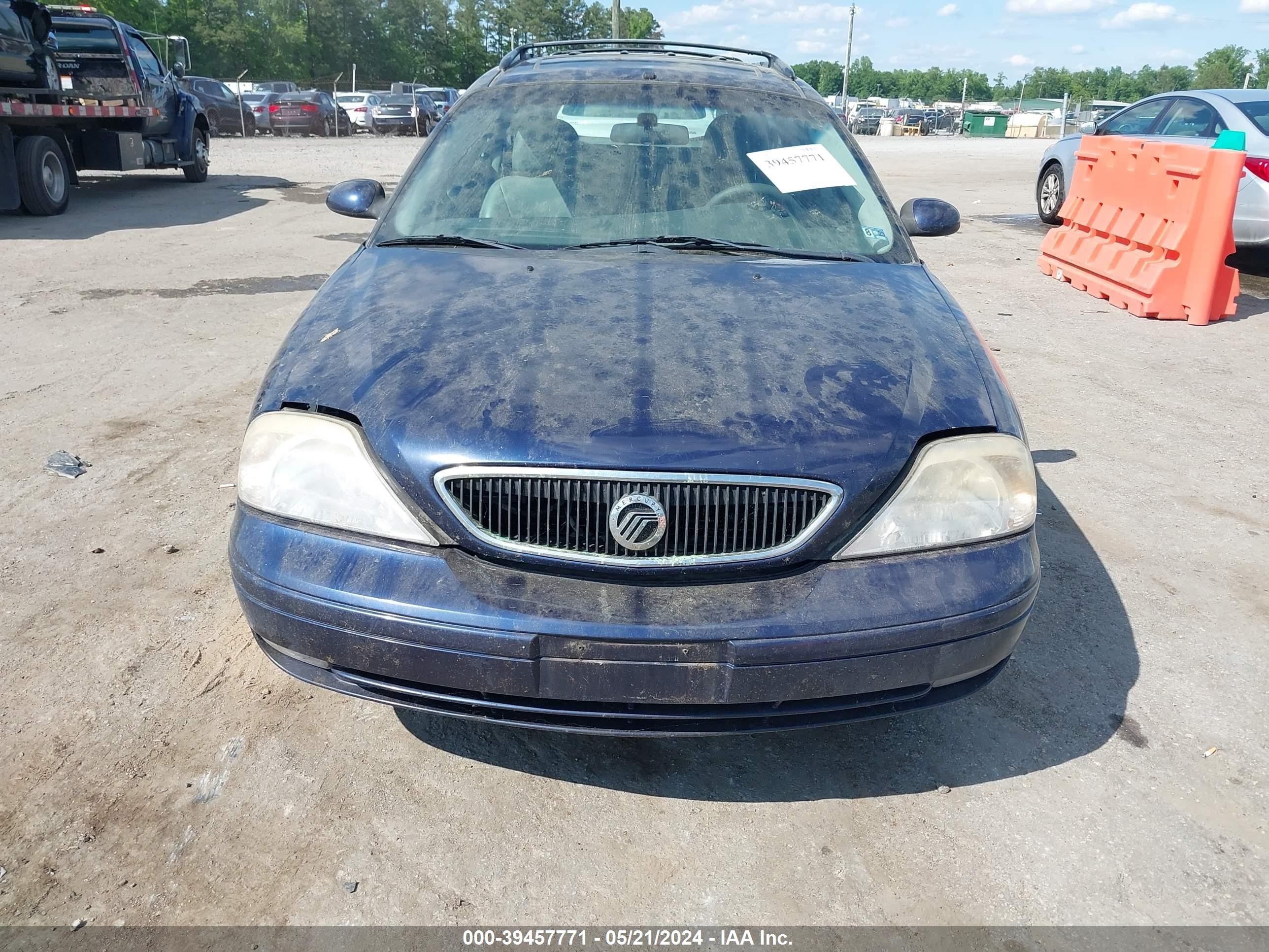 Photo 5 VIN: 1MEFM59S3YA620927 - MERCURY SABLE 