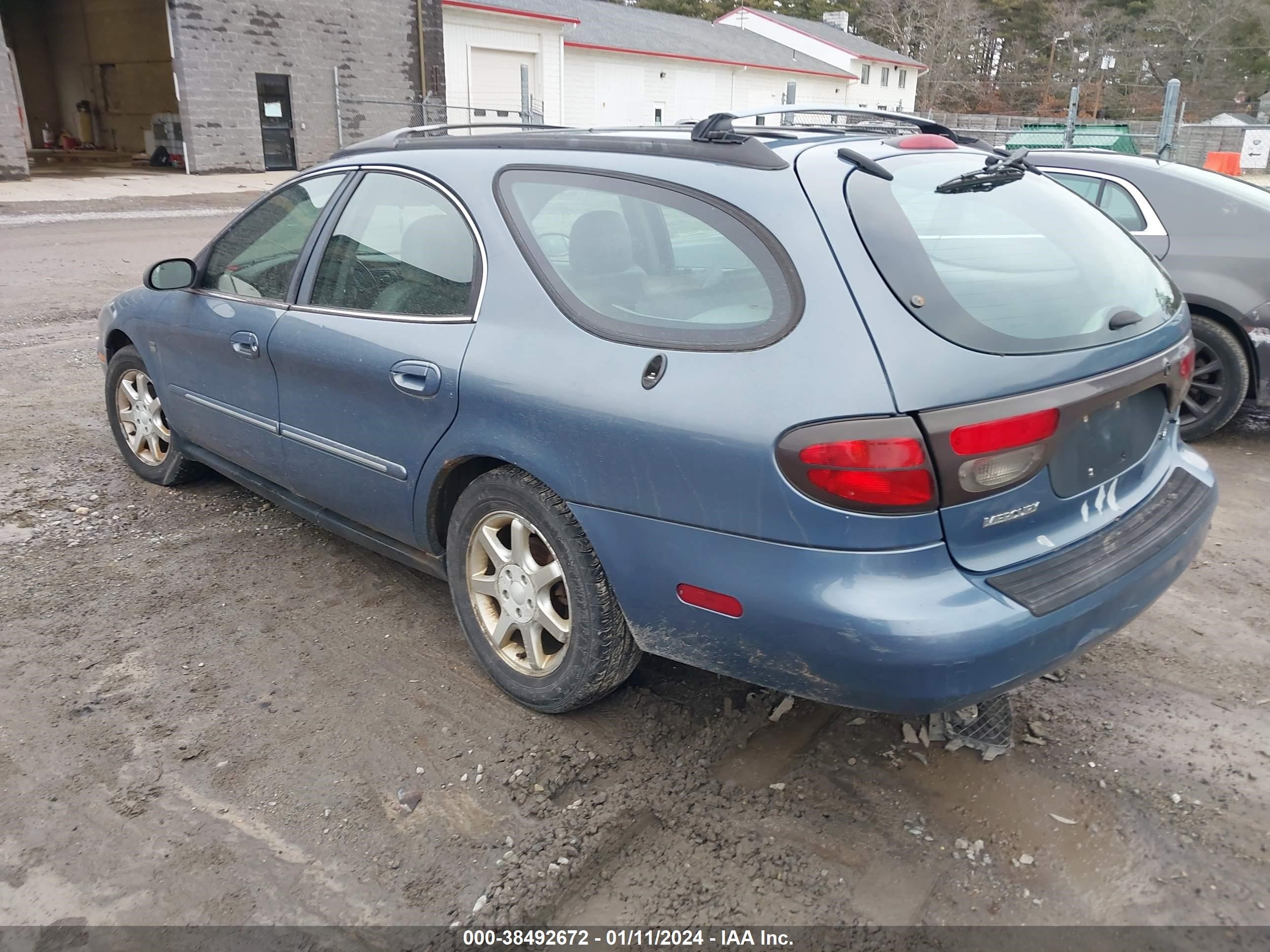 Photo 2 VIN: 1MEFM59S4YA639745 - MERCURY SABLE 