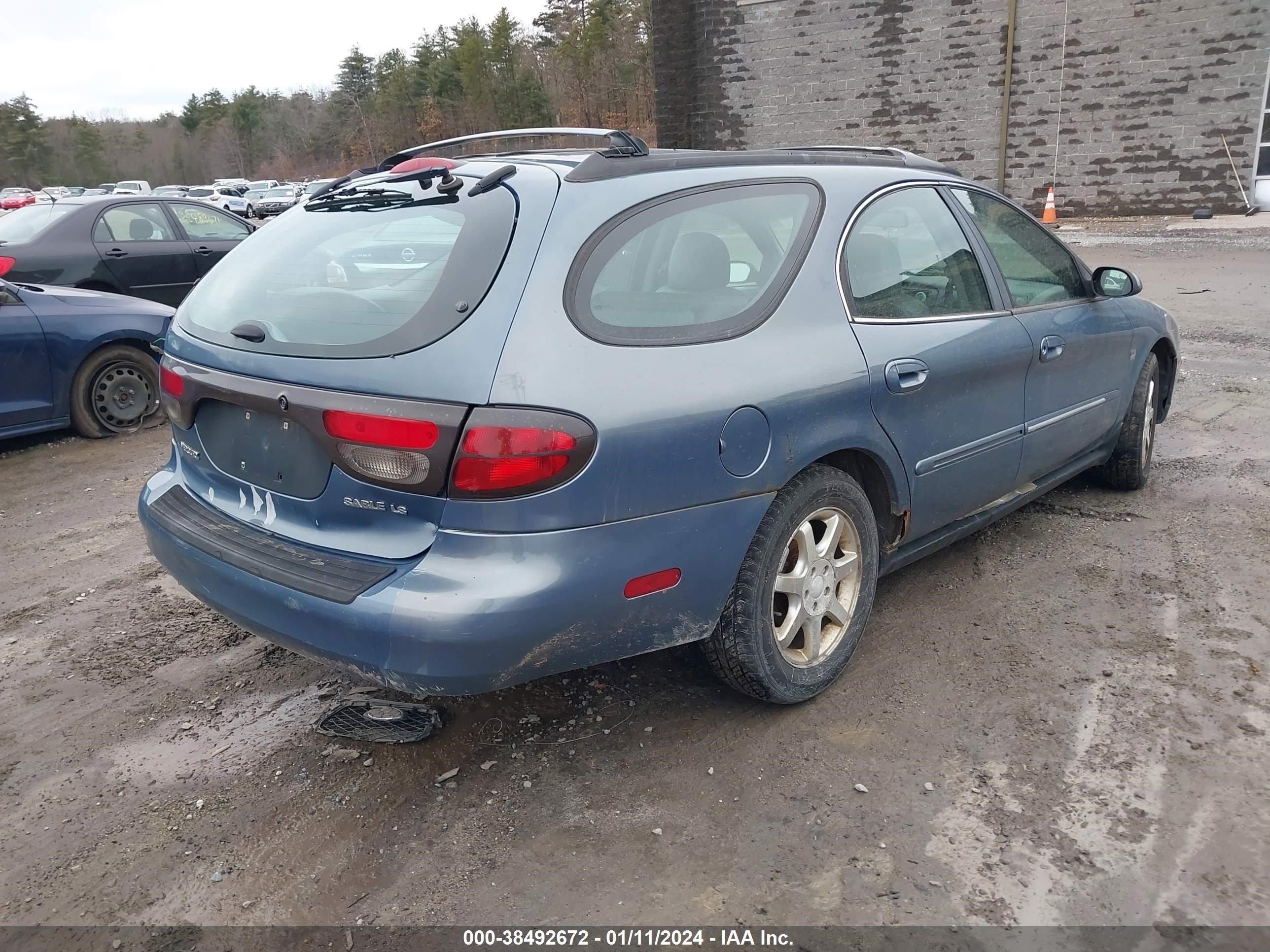 Photo 3 VIN: 1MEFM59S4YA639745 - MERCURY SABLE 