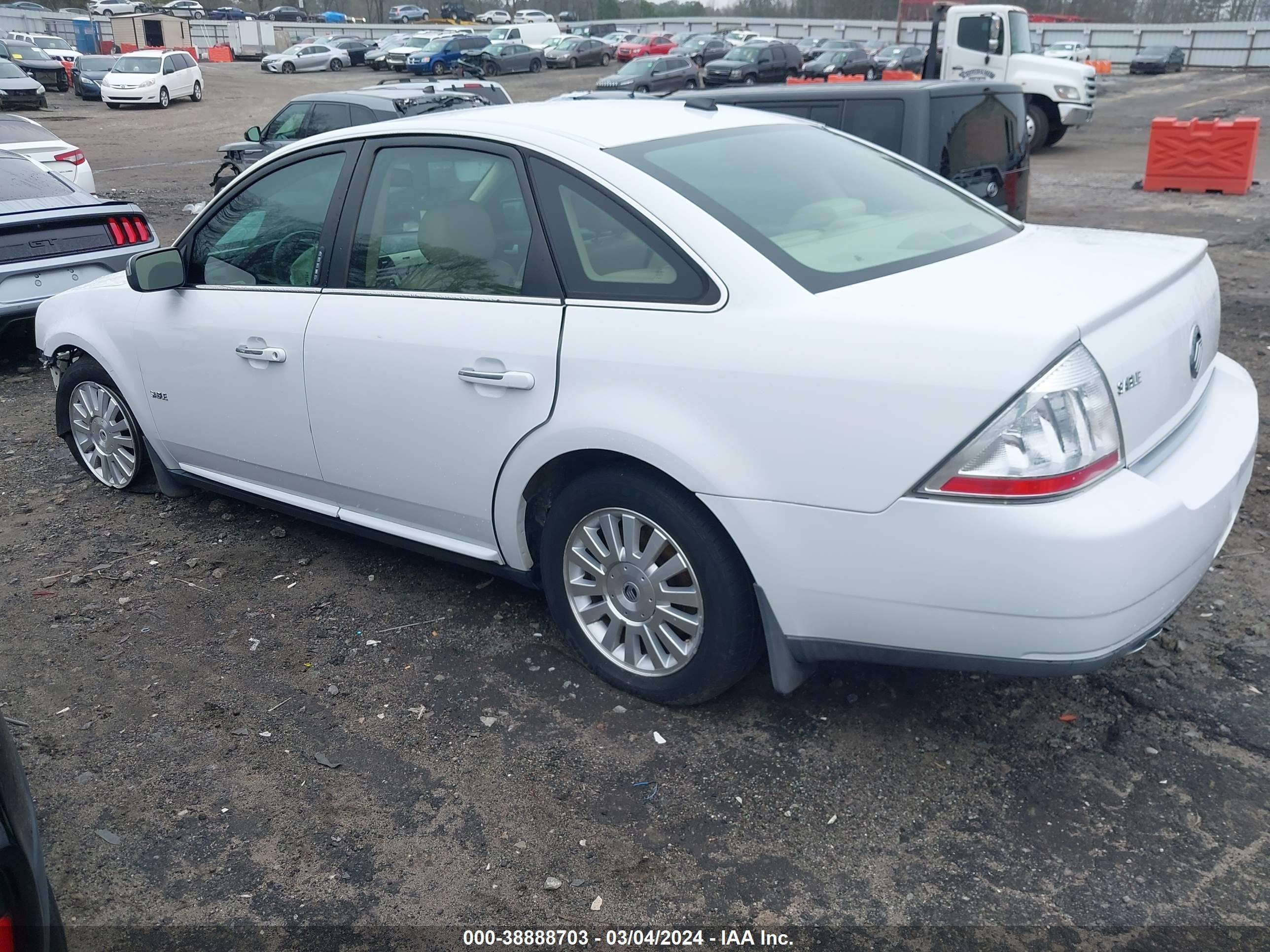 Photo 13 VIN: 1MEHM40W48G620029 - MERCURY SABLE 